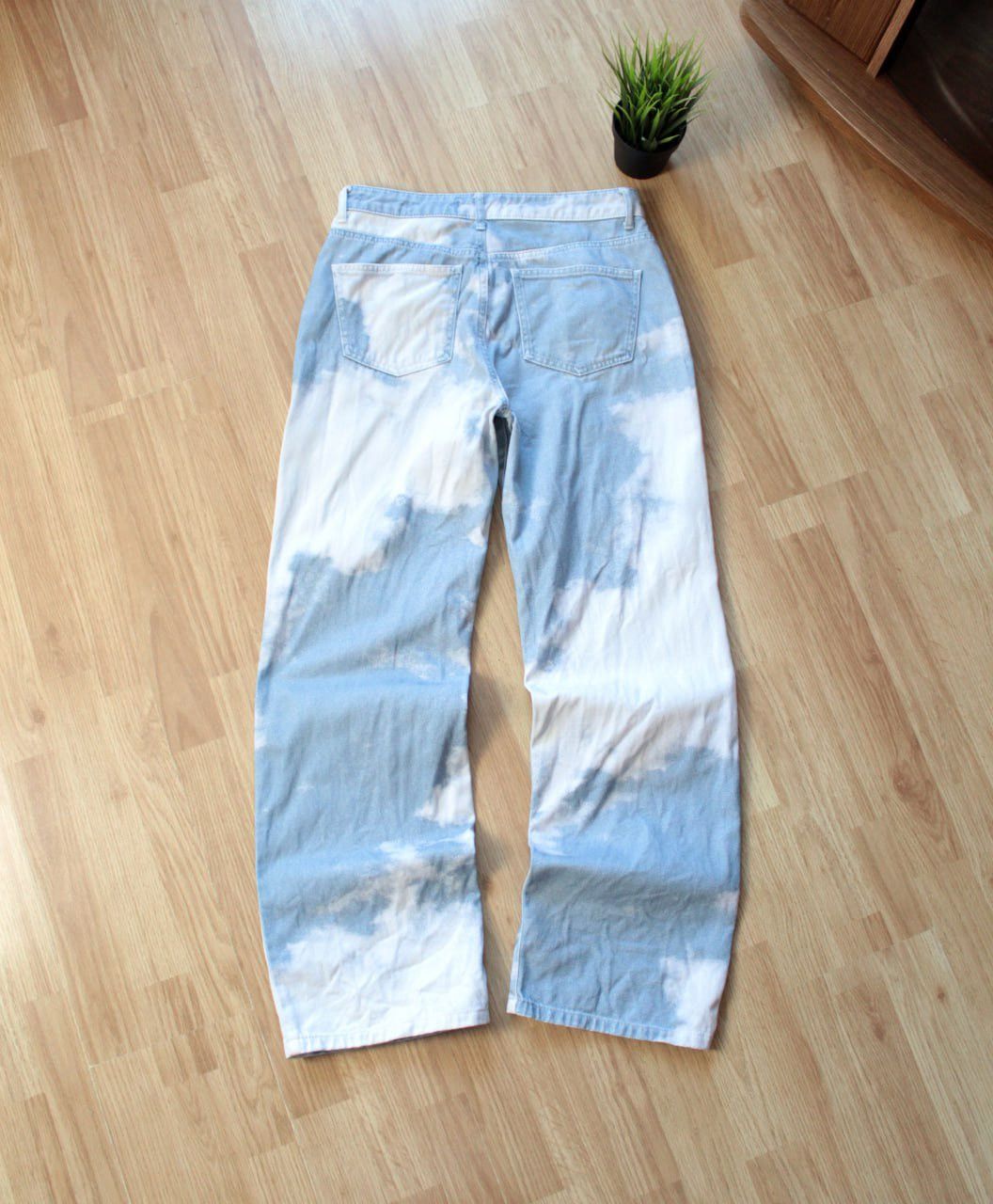 Jaded London 🔥 Jaded London Cloud Wash High-Waisted Jeans Denim Y2K Pants Size 30" / US 8 / IT 44 - 5 Thumbnail