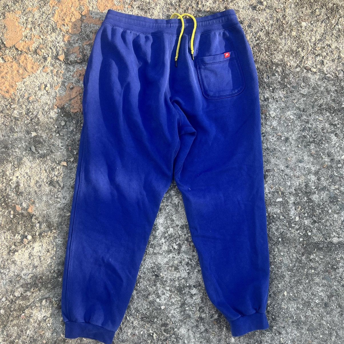 Nike × Vintage Vintage Nike Track Pants 90s Y2K Size US 34 / EU 50 - 6 Thumbnail