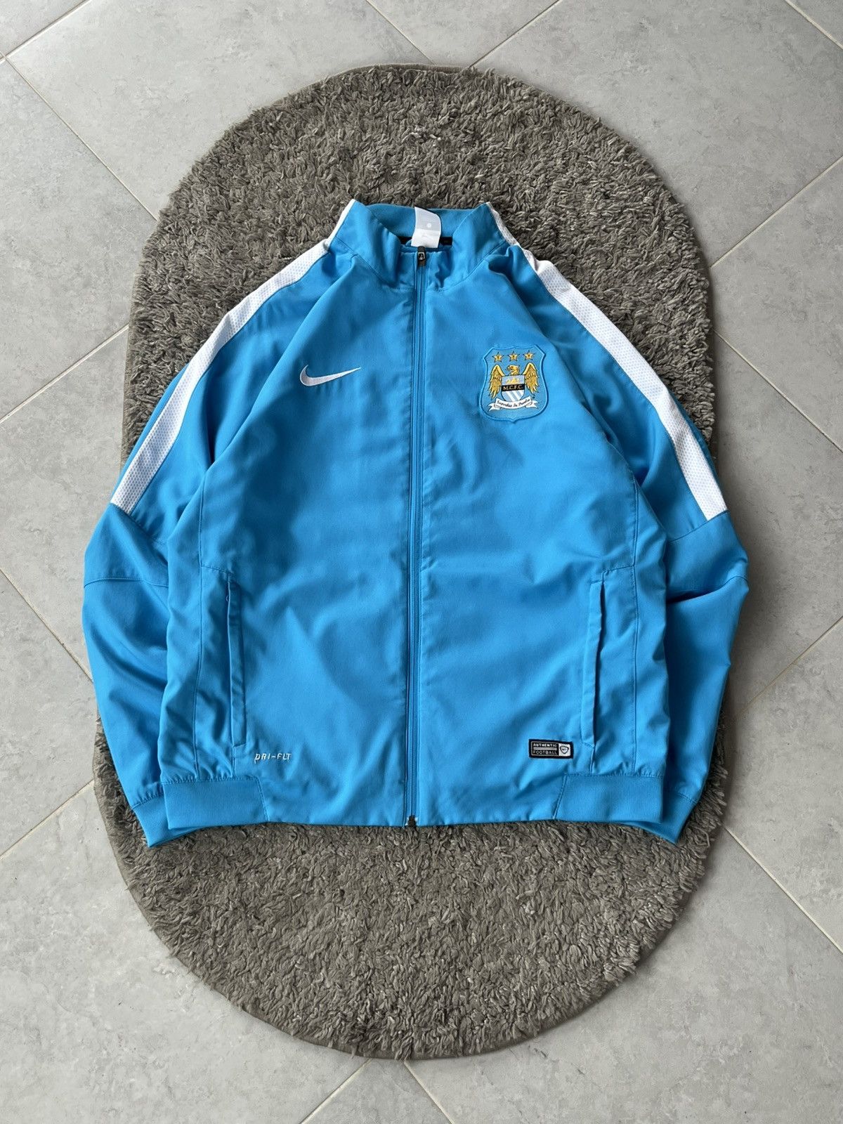Nike Vintage Light Jacket Nike Soccer football Manchester City Size US L / EU 52-54 / 3 - 1 Thumbnail