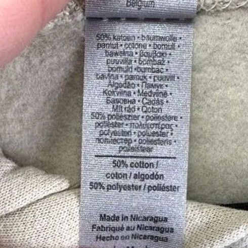 Gildan Gildan Sweatshirt Mens M Beige Heavy Blend Hoodie Rocks Roots Pullover EUC Size US M / EU 48-50 / 2 - 5 Thumbnail