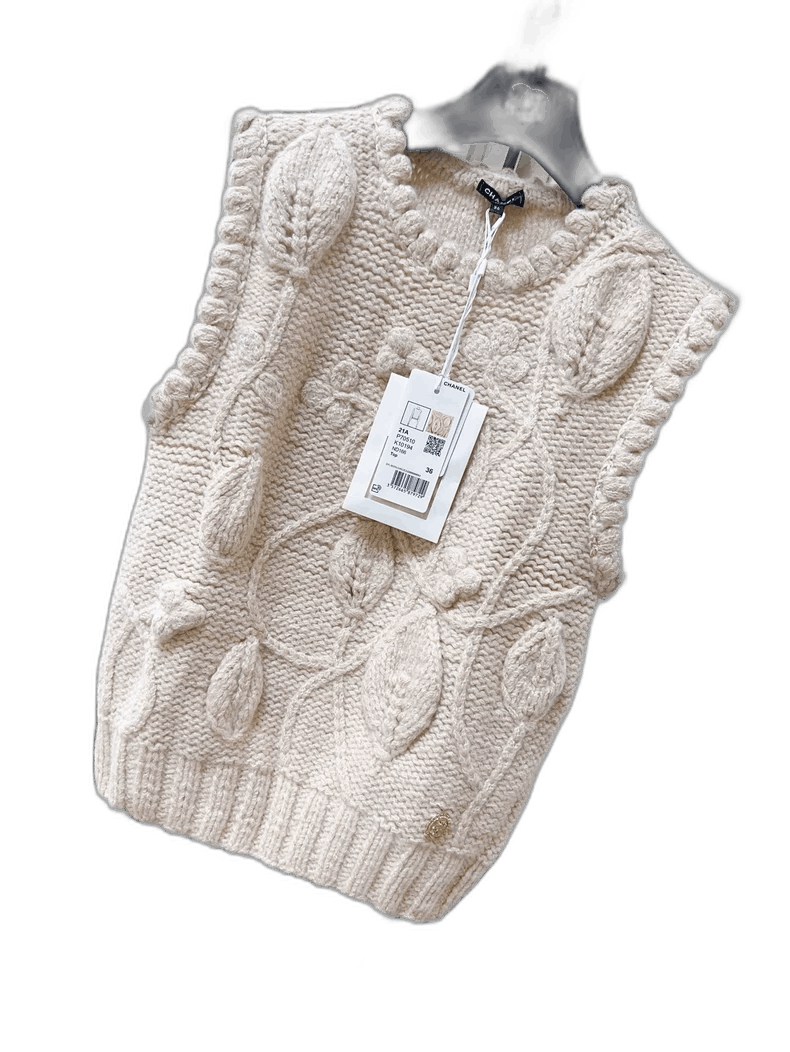 Chanel Chanel 21A Beige Floral Knit Vest Size M / US 6-8 / IT 42-44 - 1 Thumbnail