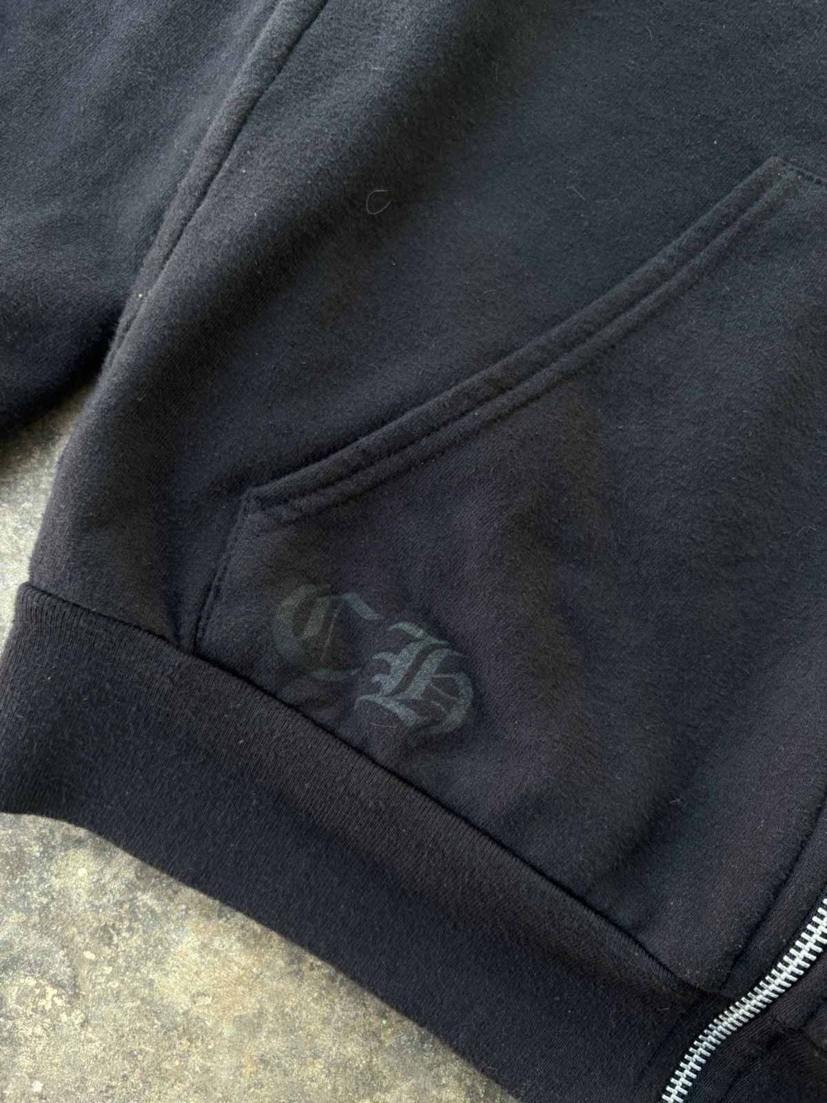 Chrome Hearts ❌SOLD OUT❌Chrome hearts cemetery Dagger ziphoodie black Size US M / EU 48-50 / 2 - 5 Thumbnail