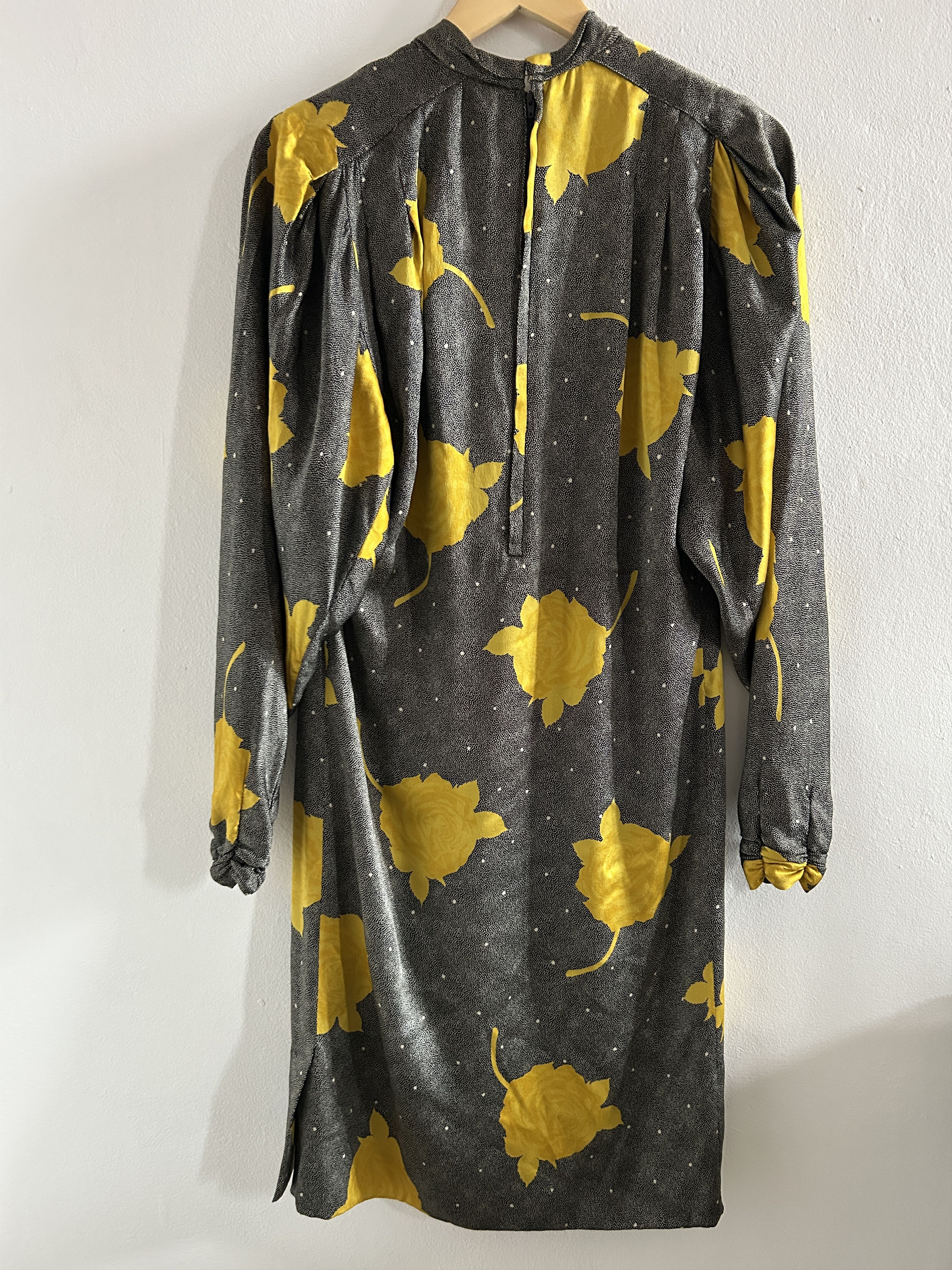 Vintage Vintage 80s Yellow Rose Print Wiggle Dress Size M / US 6-8 / IT 42-44 - 9 Thumbnail