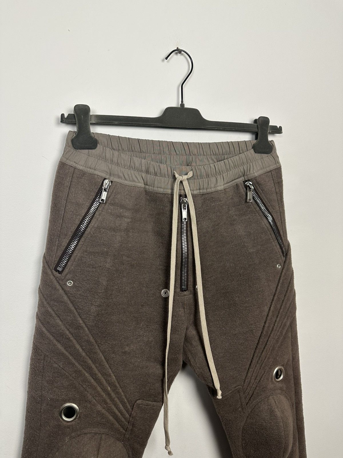 Rick Owens FW20 ‘PERFORMA’ Knee-Pad Insert Joggers Size US 34 / EU 50 - 4 Thumbnail