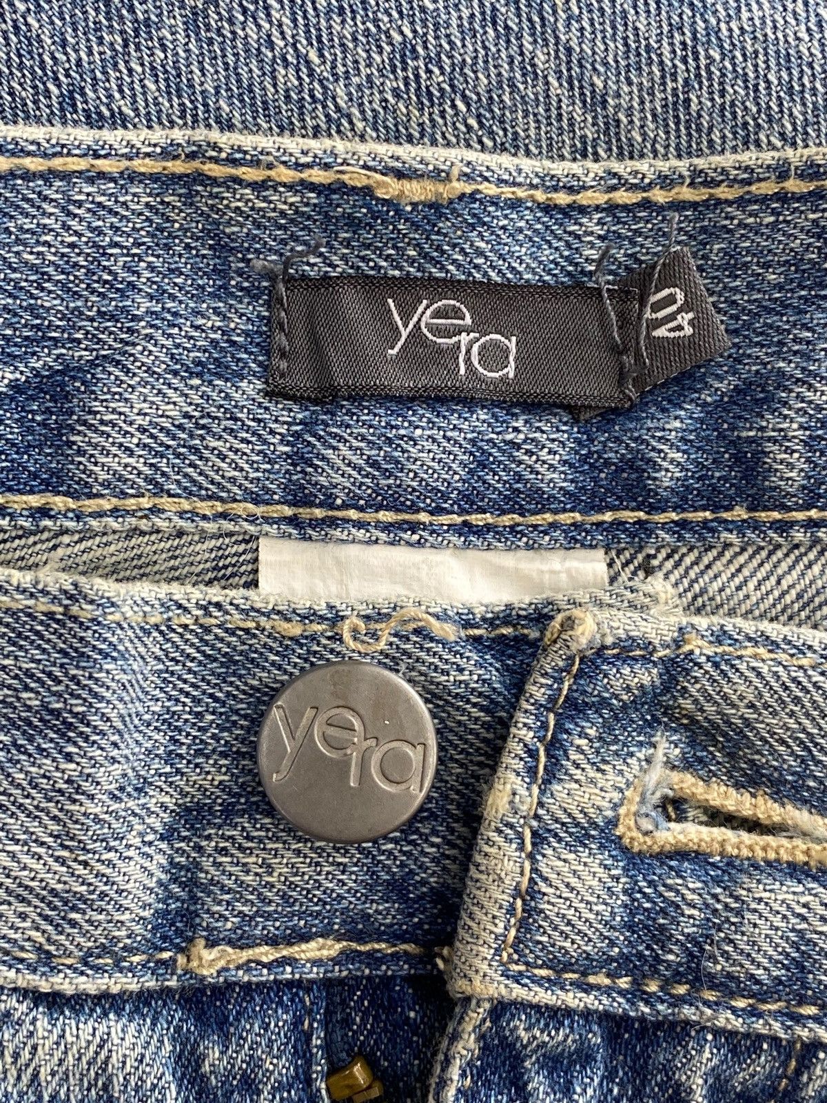Japanese Brand Japanese Brand Light Wash Style Boot Cut Leg Jeans Size US 31 - 10 Thumbnail