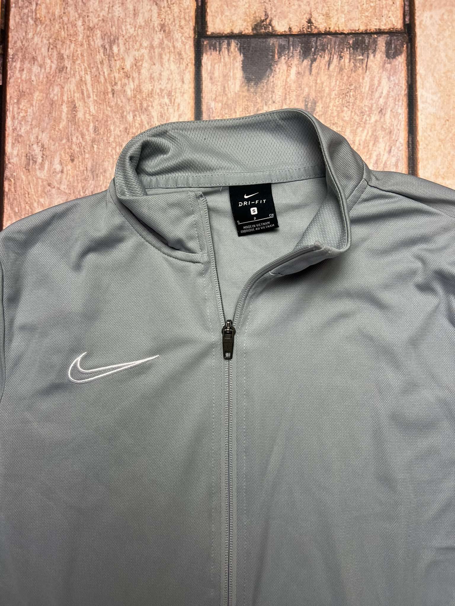 Nike Nike sweatshirt Size US S / EU 44-46 / 1 - 3 Thumbnail
