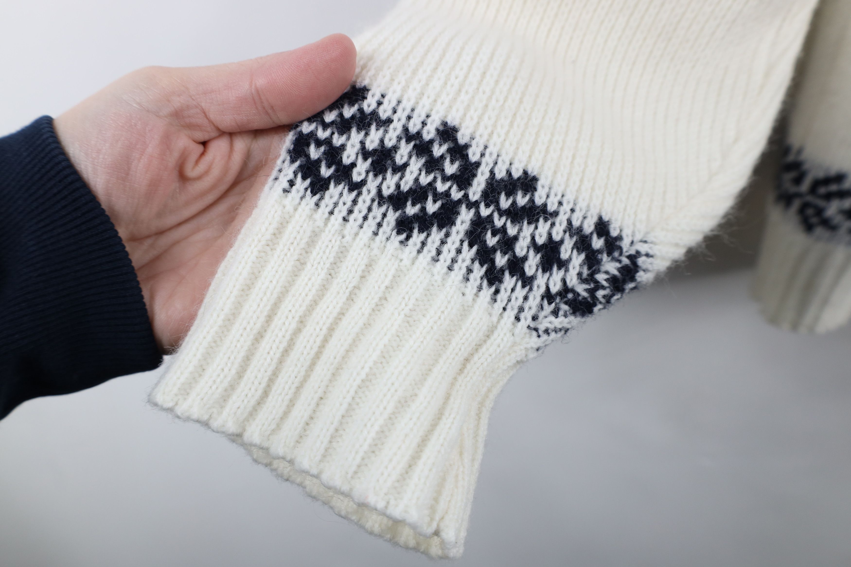 Vintage Vintage 70s Streetwear Fair Isle Knit Crewneck Sweater Size US L / EU 52-54 / 3 - 6 Thumbnail