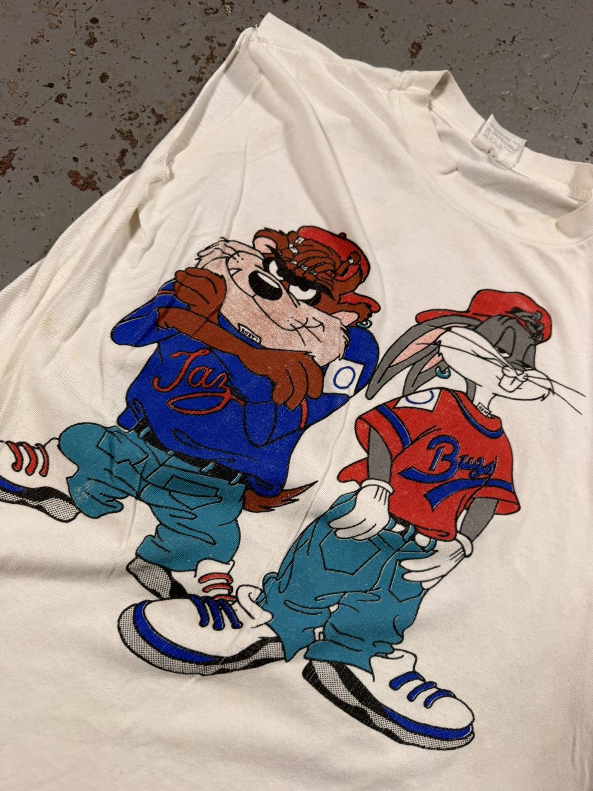 Other Vintage Looney Toons Bugs and Taz Cutoff Yee Size US L / EU 52-54 / 3 - 2 Thumbnail
