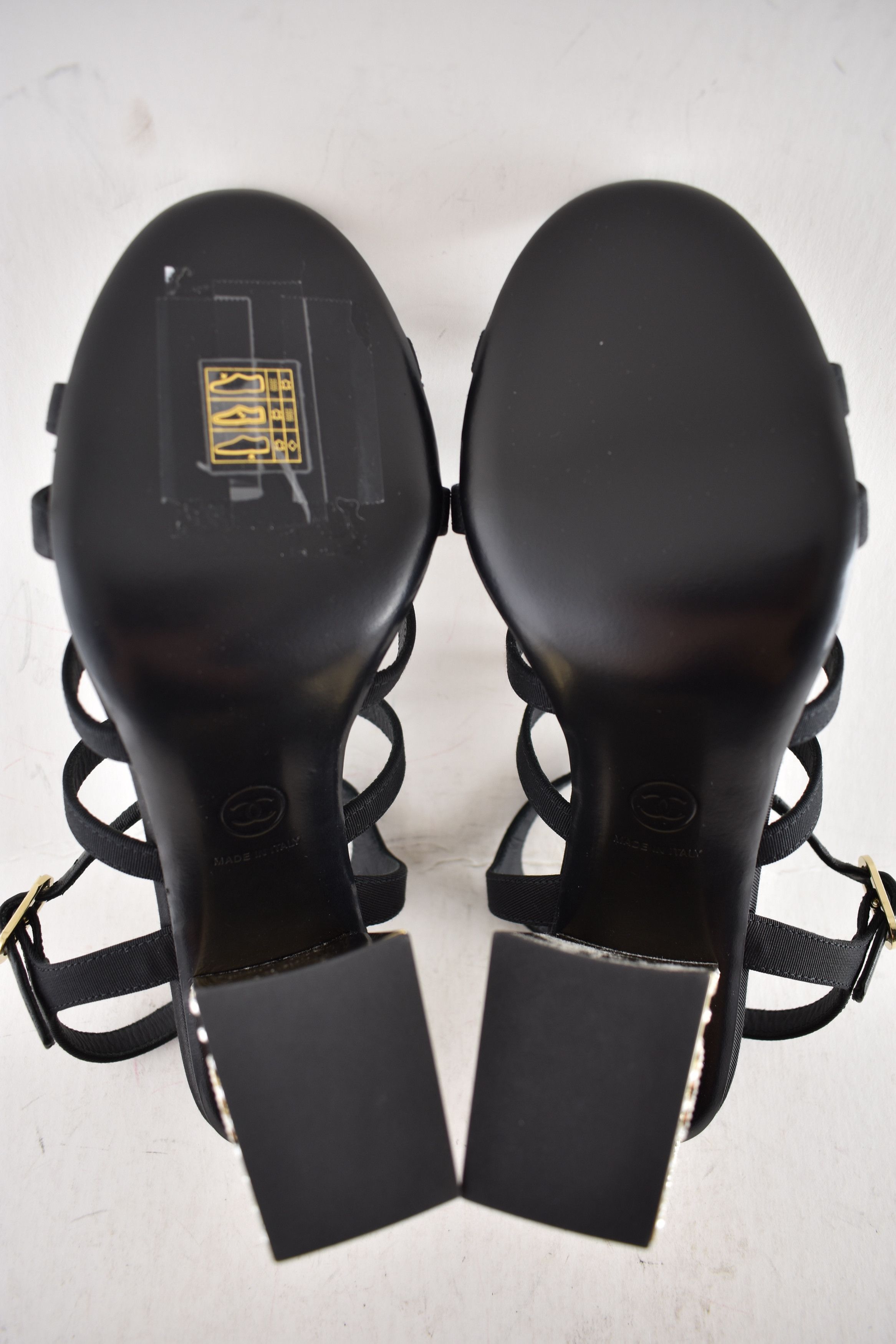 Chanel Chanel 24B Strappy Crystal CC Logo Block Heel Sandal 38 Size US 8 / IT 38 - 18 Thumbnail