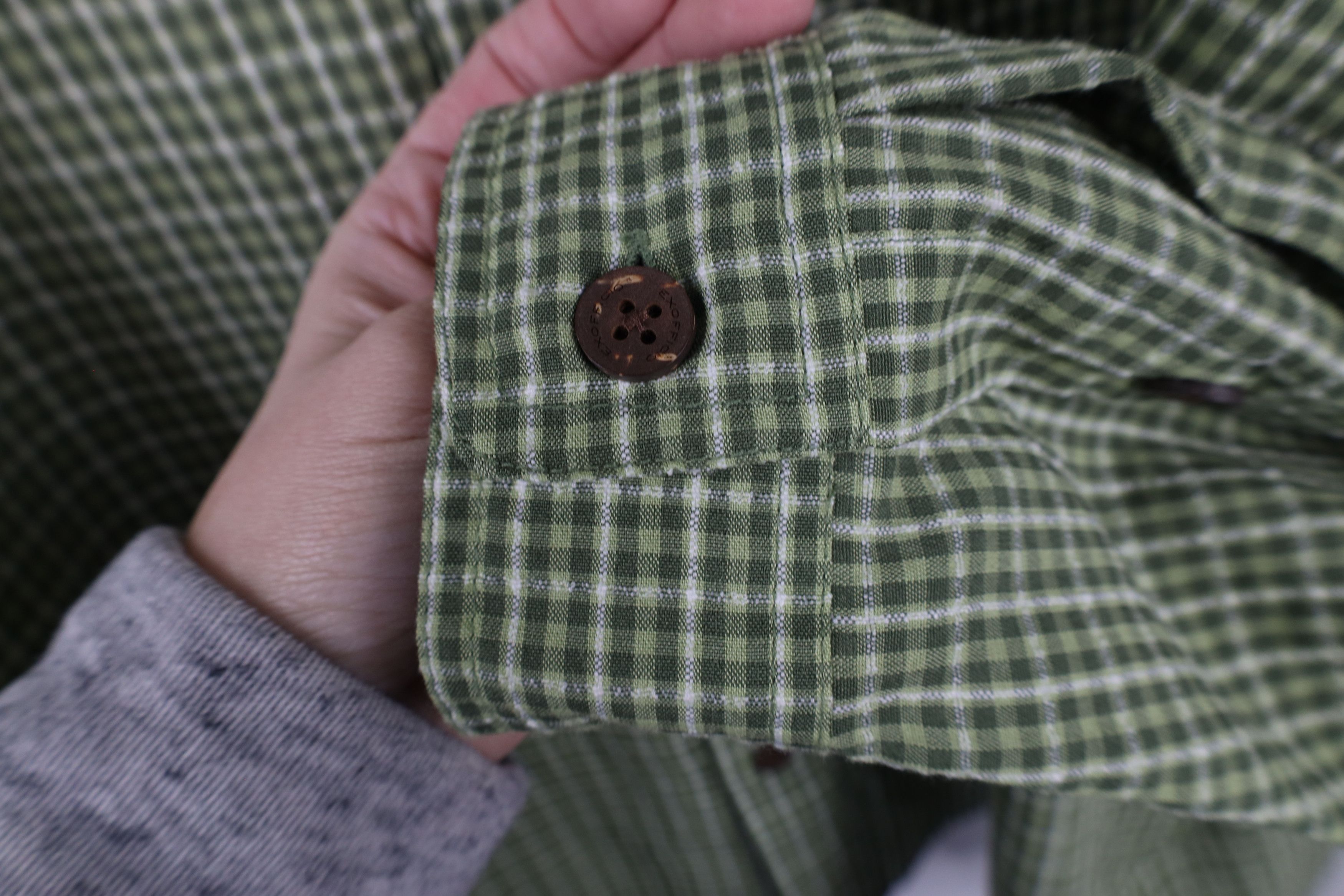 ExOfficio × Vintage Deadstock Vintage ExOfficio Buzz Off Shield Button Shirt Size US XXL / EU 58 / 5 - 10 Thumbnail