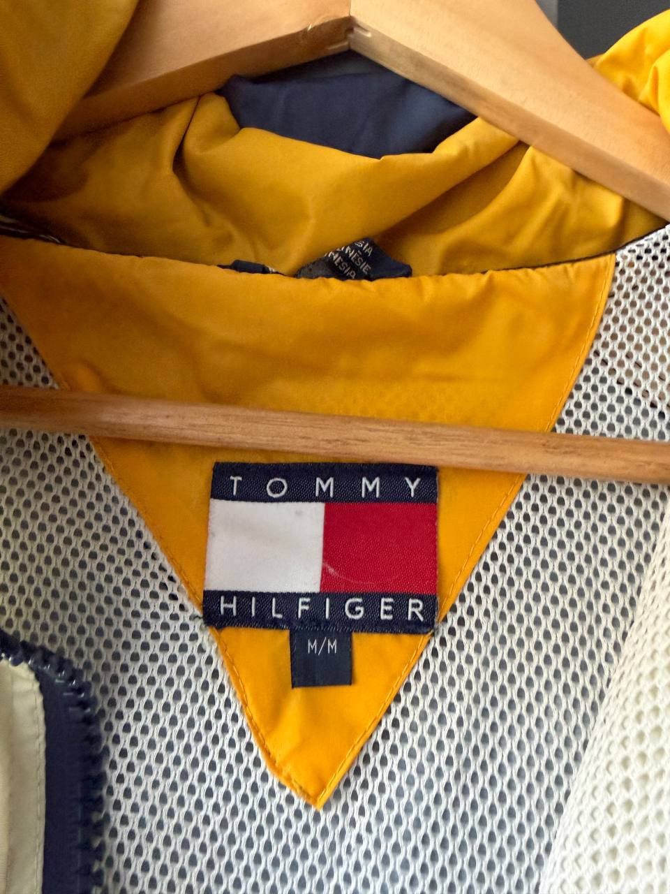 Tommy Hilfiger Vintage Tommy Hilfiger Spellout jacket Size US M / EU 48-50 / 2 - 9 Thumbnail