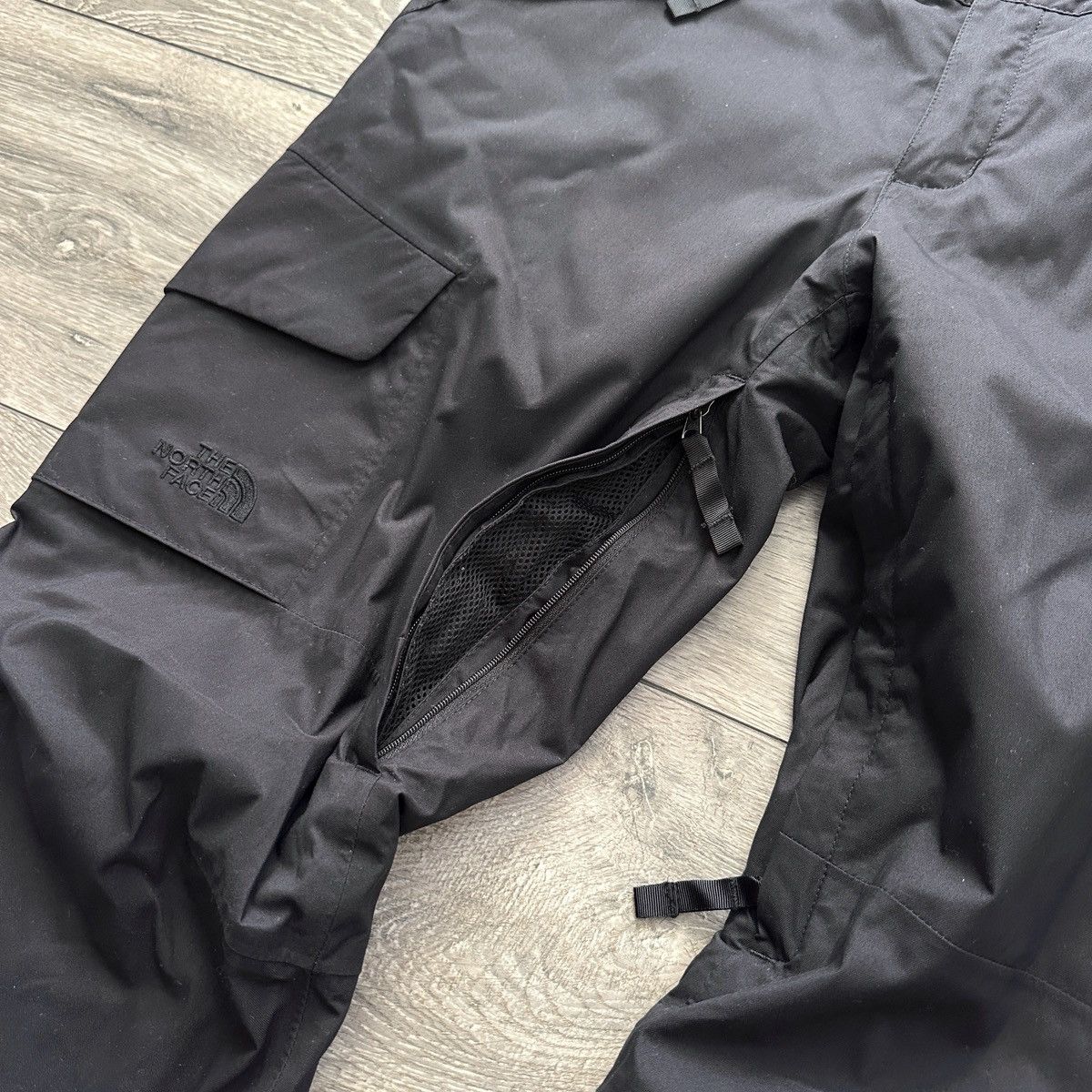 Goretex × The North Face The North Face DryVent Snow Pants Ski/Snowboard Outdoor Size 28" / US 6 / IT 42 - 6 Thumbnail