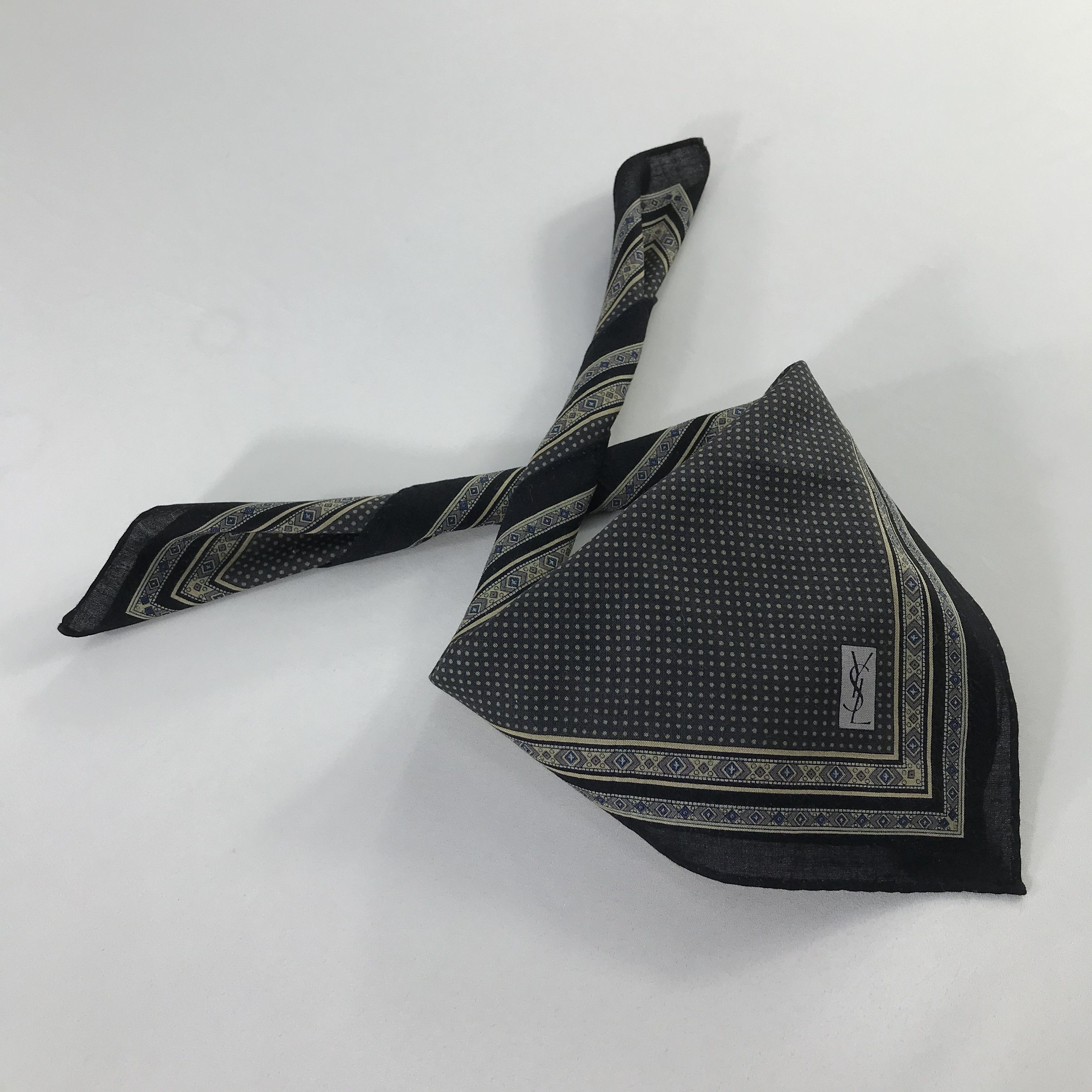 Vintage × Yves Saint Laurent Yves Saint Laurent Bandana / Handkerchief /Neckerchief -S791 Size ONE SIZE - 4 Thumbnail