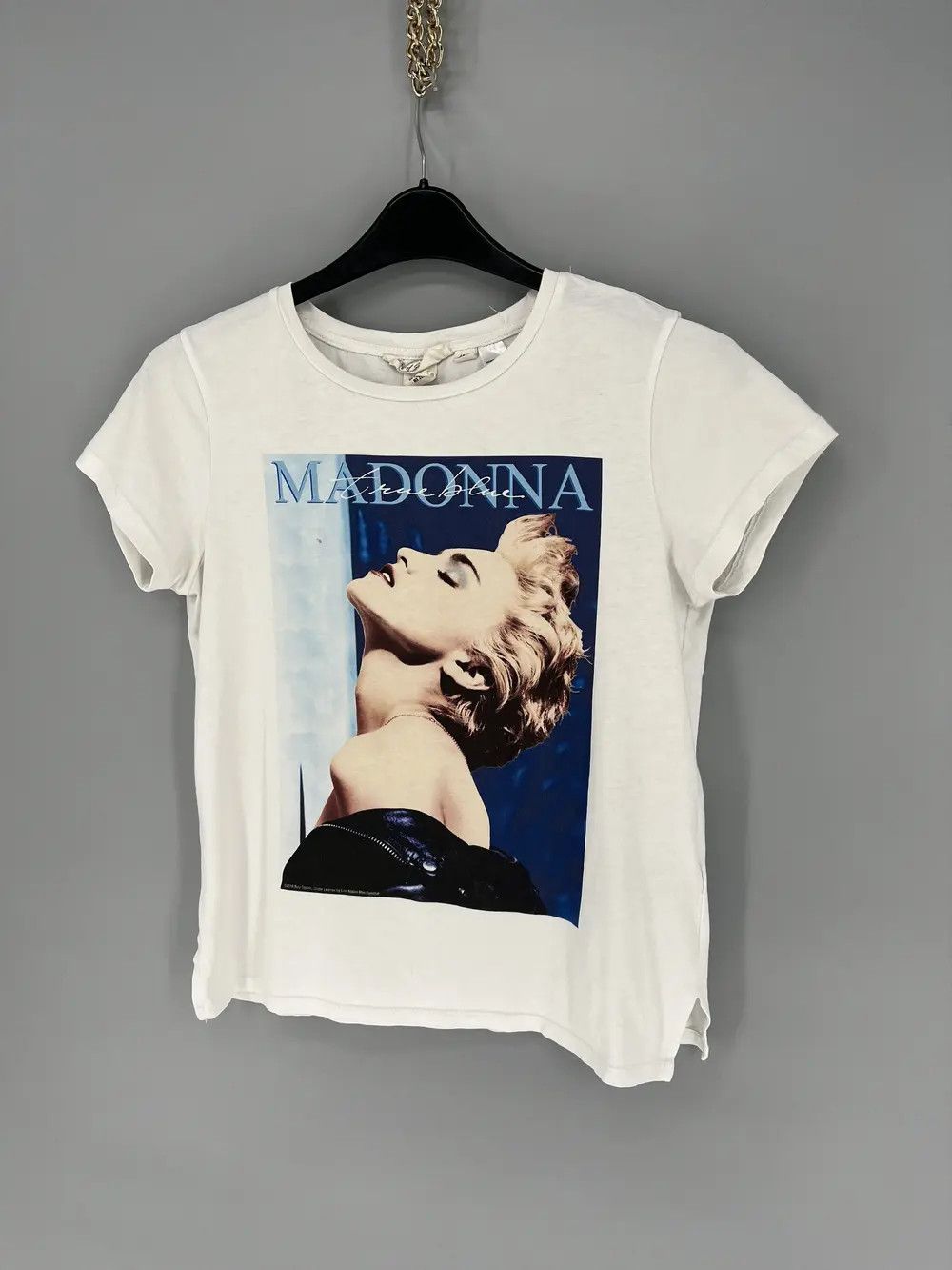 Band Tees Vintage Y2K Madonna H&M Licensed T Shirt 2018 Womens Size US XS / EU 42 / 0 - 3 Thumbnail