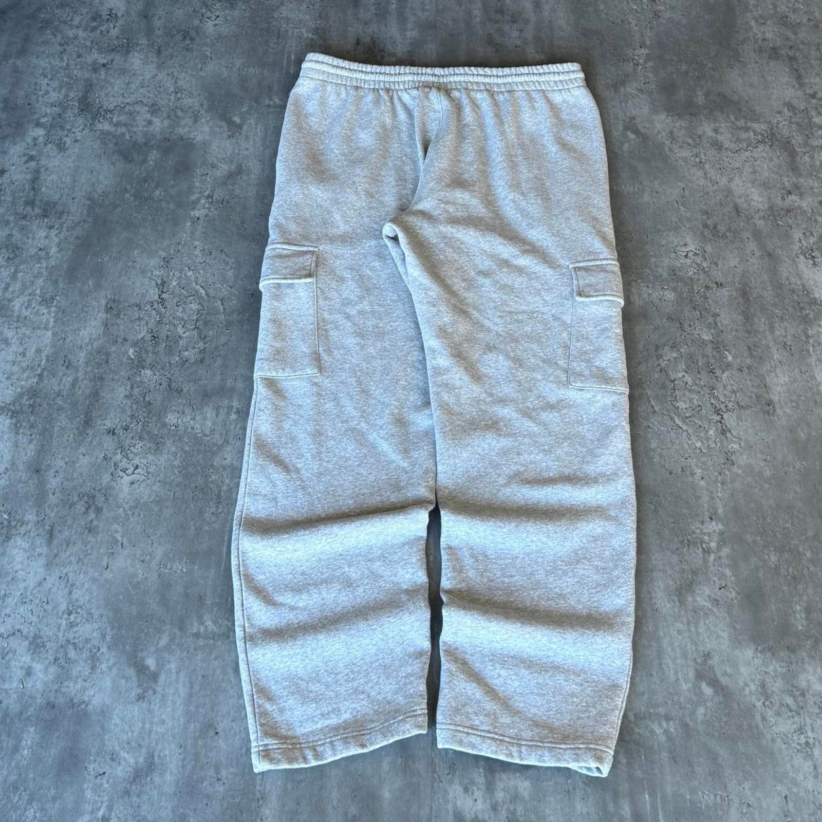Reebok × Vintage Vintage Y2K Reebok Grey Baggy Cargo Technical Sweatpants Size US 40 / EU 56 - 2 Thumbnail