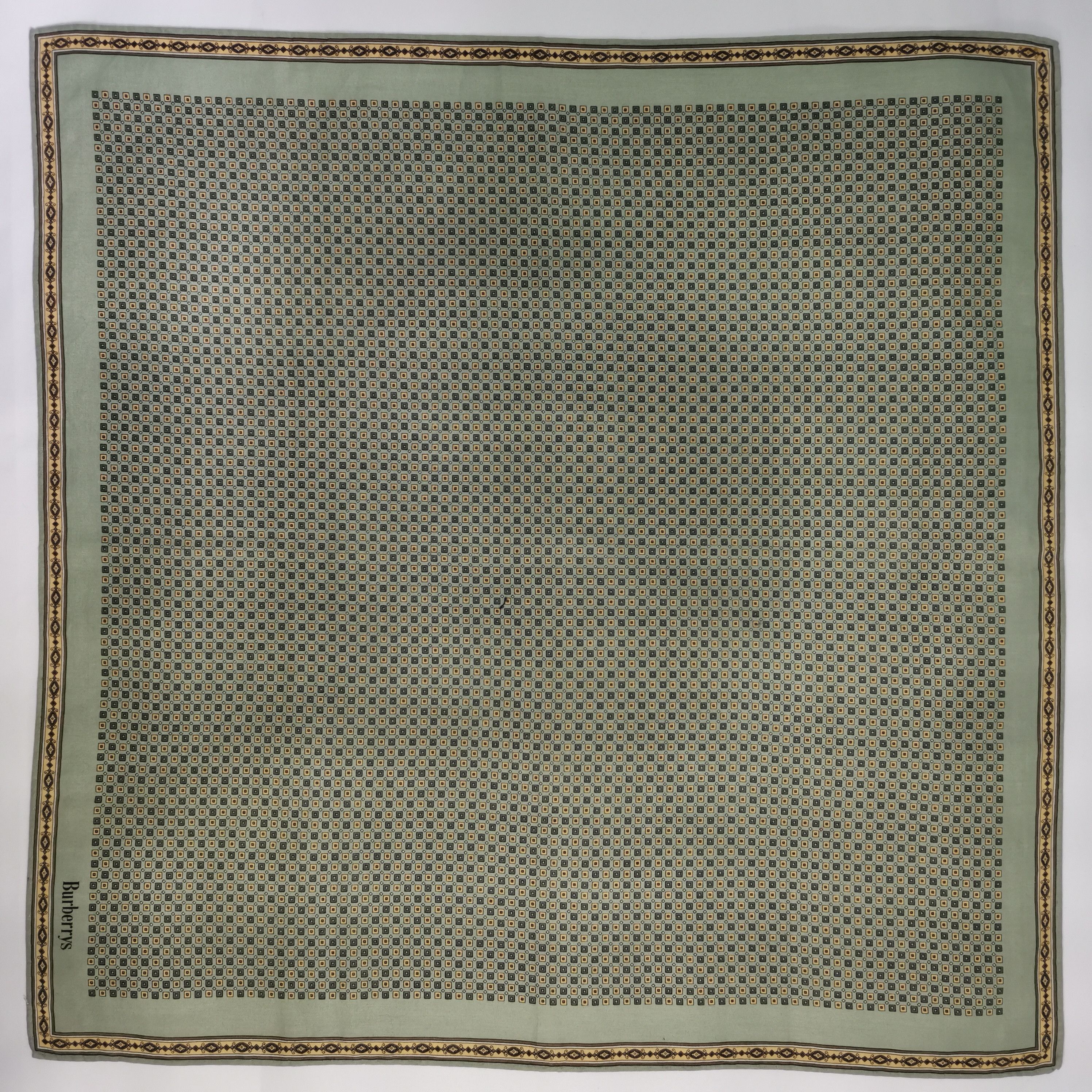 Burberry BURBERRY HANDKERCHIEF/ BANDANA/ SCARF Size ONE SIZE - 2 Thumbnail