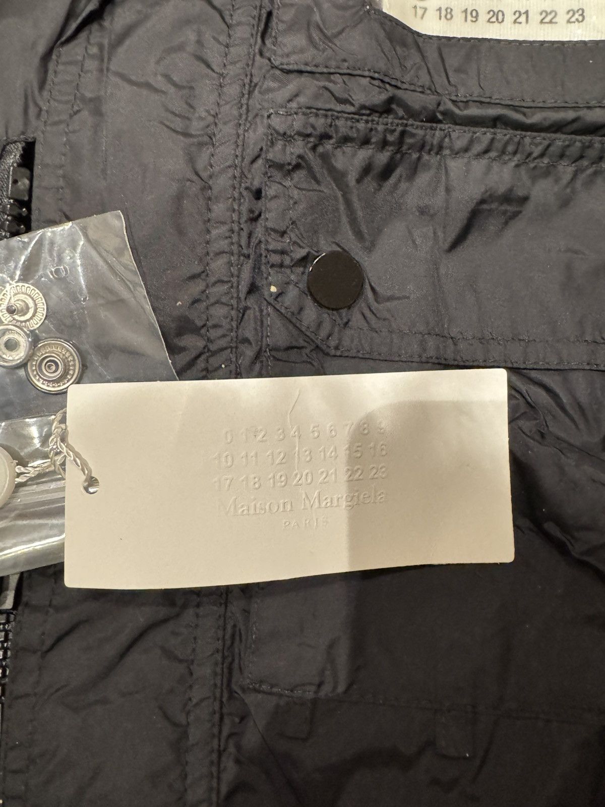 Maison Margiela Maison Margiela Black Nylon Jacket Size US S / EU 44-46 / 1 - 8 Thumbnail