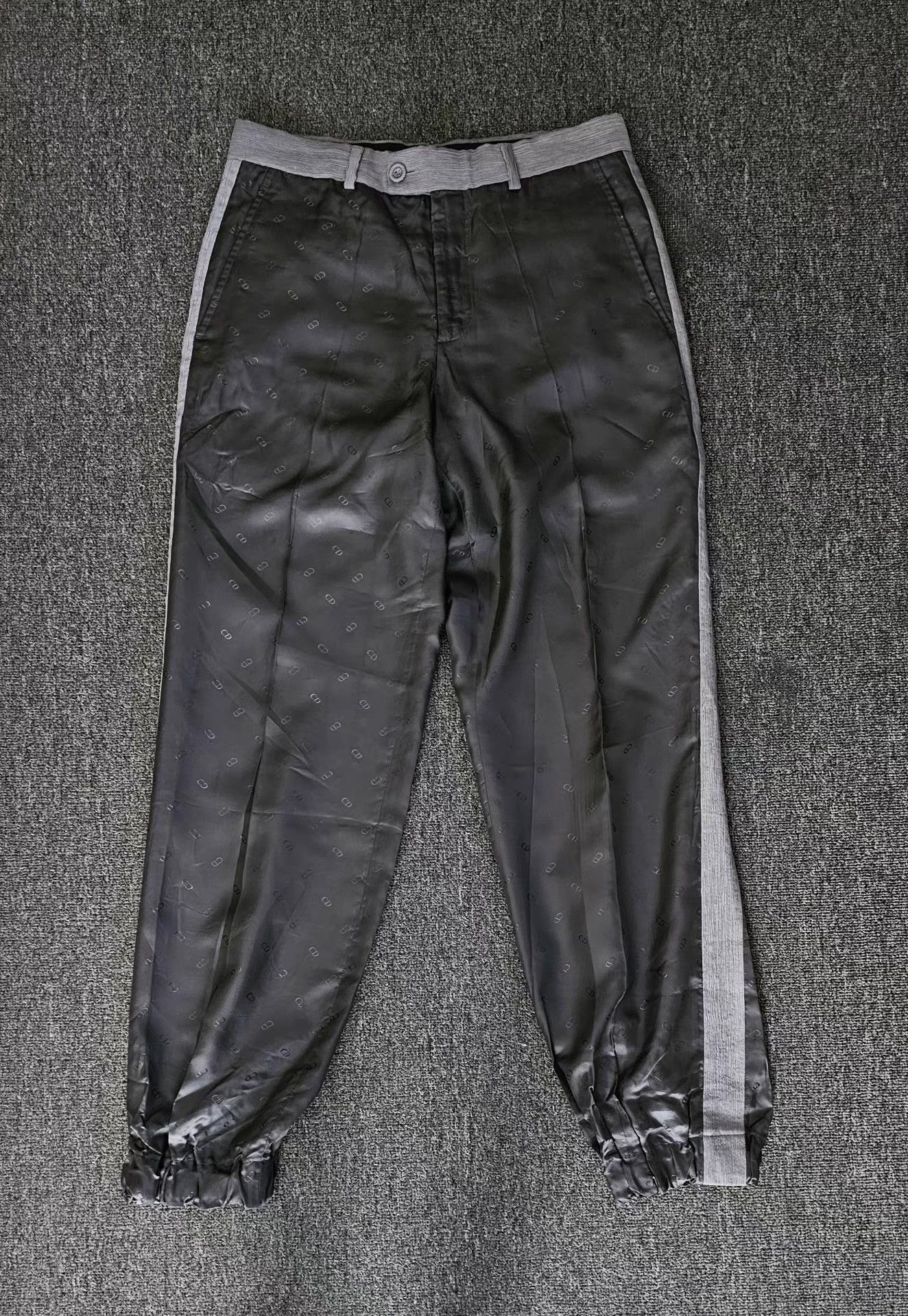 Dior Dior All-Logo Sweatpants Q4 Size US 36 / EU 52 - 1 Thumbnail