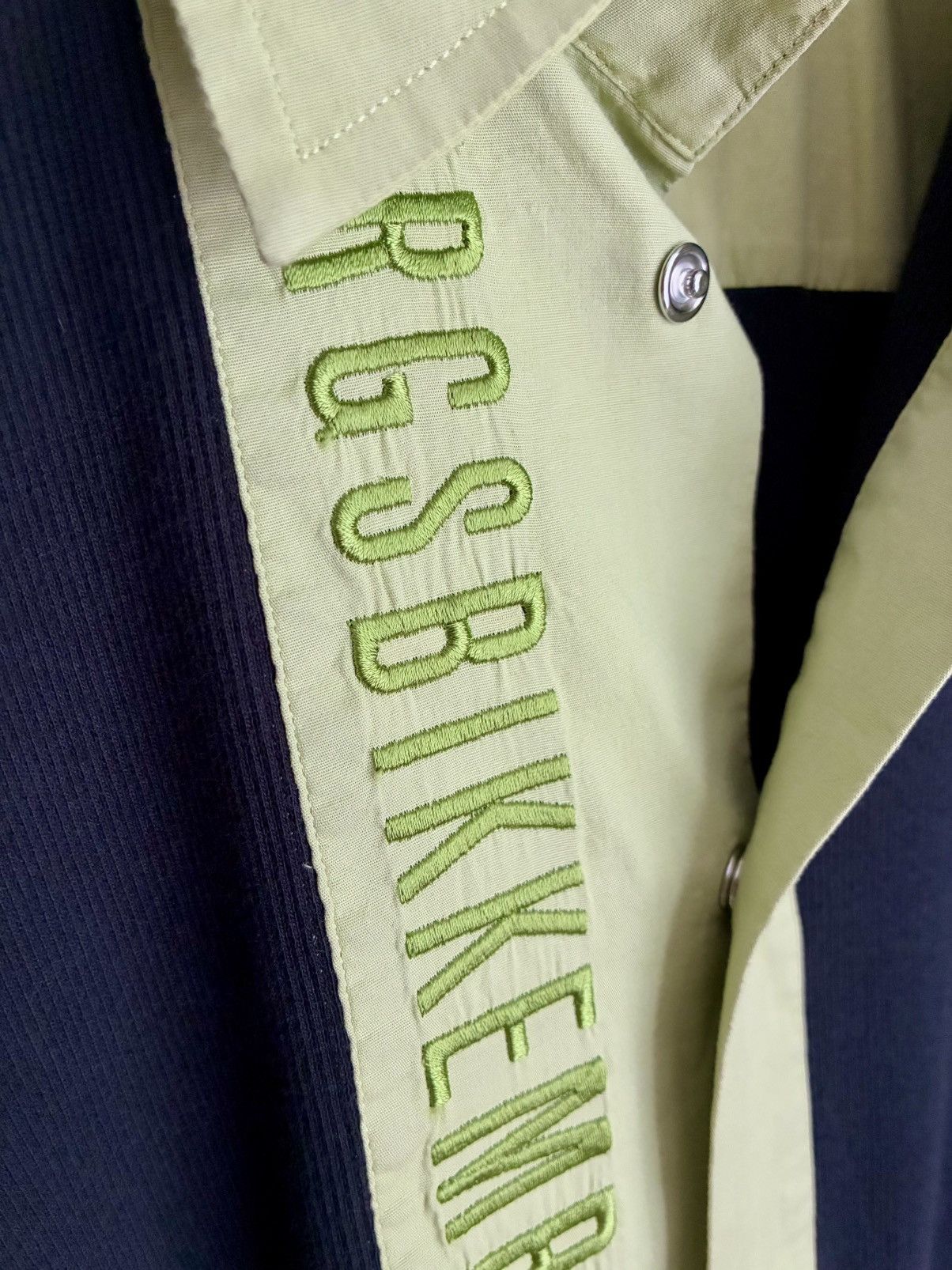 Dirk Bikkembergs Dirk Bikkembergs Vintage Snap Button Logo Bowling Shirt Size US M / EU 48-50 / 2 - 17 Thumbnail