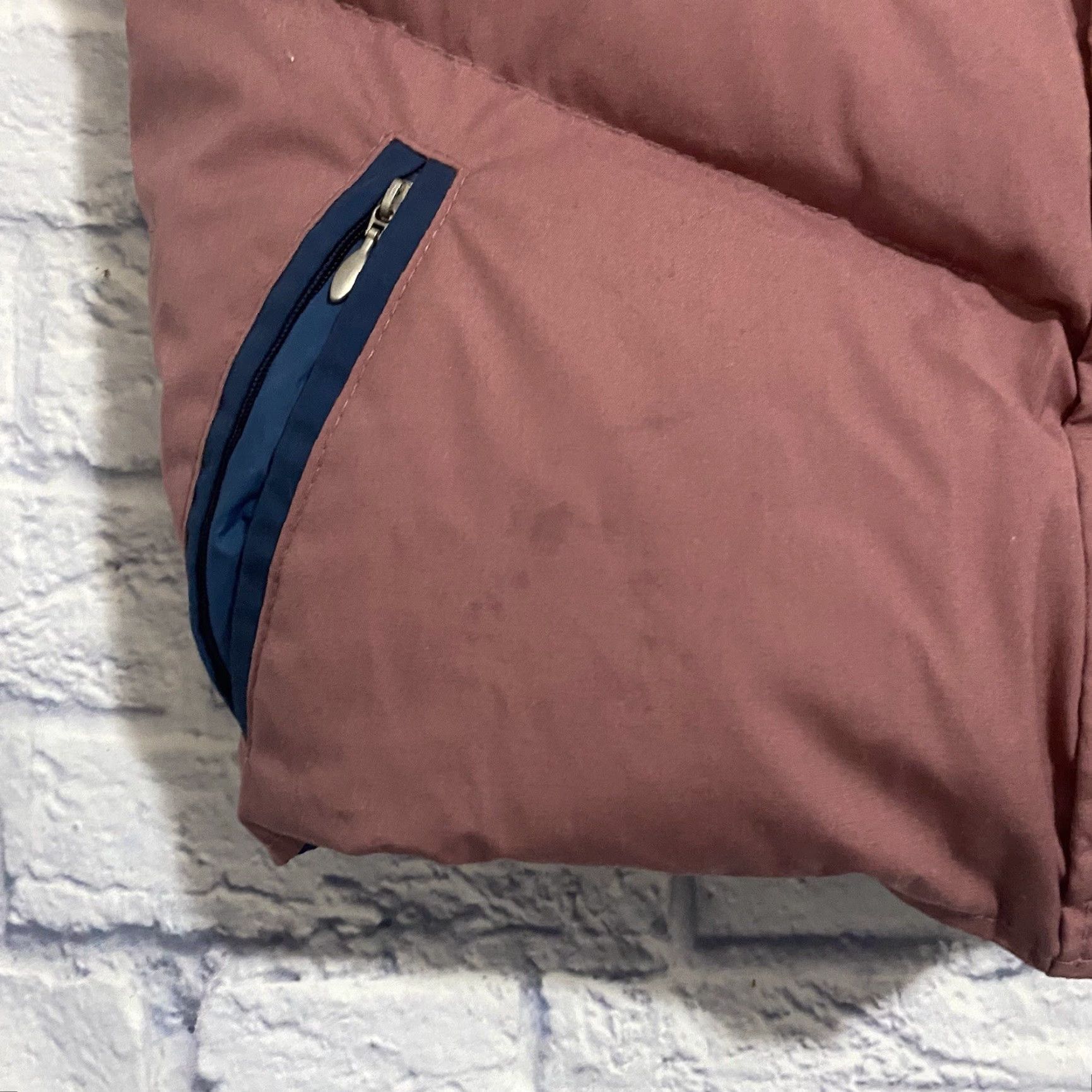 Vintage Woolrich Vest Puffer Down USA Women's Mauve L Large Knit Polyester/Cotton Vintage 80s Made in USA Goose Down Vest Womens Size L Size L / US 10 / IT 46 - 5 Thumbnail