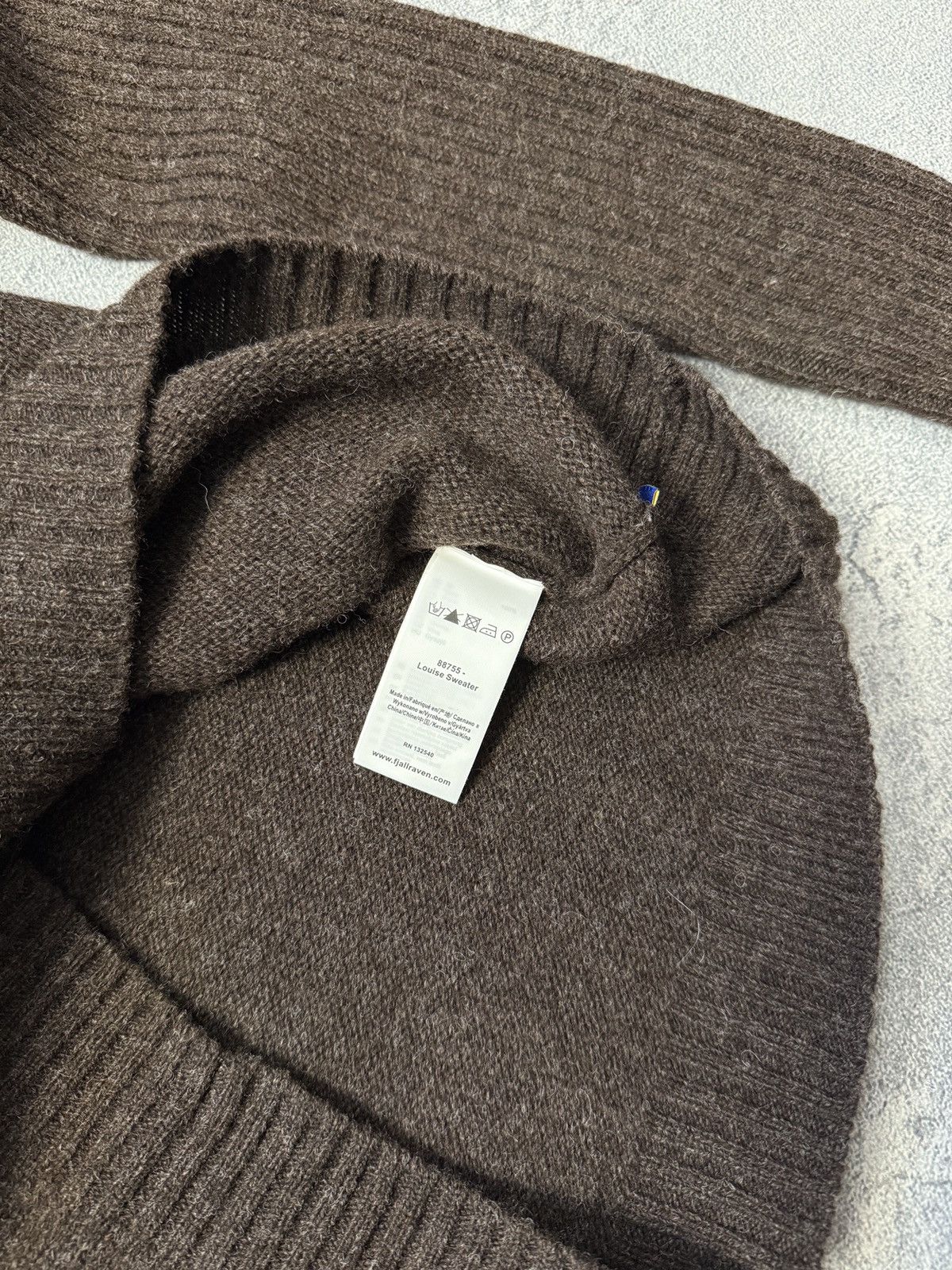 Fjallraven Vintage Fjallraven Big Logo Wool Sweater Size US M / EU 48-50 / 2 - 8 Thumbnail