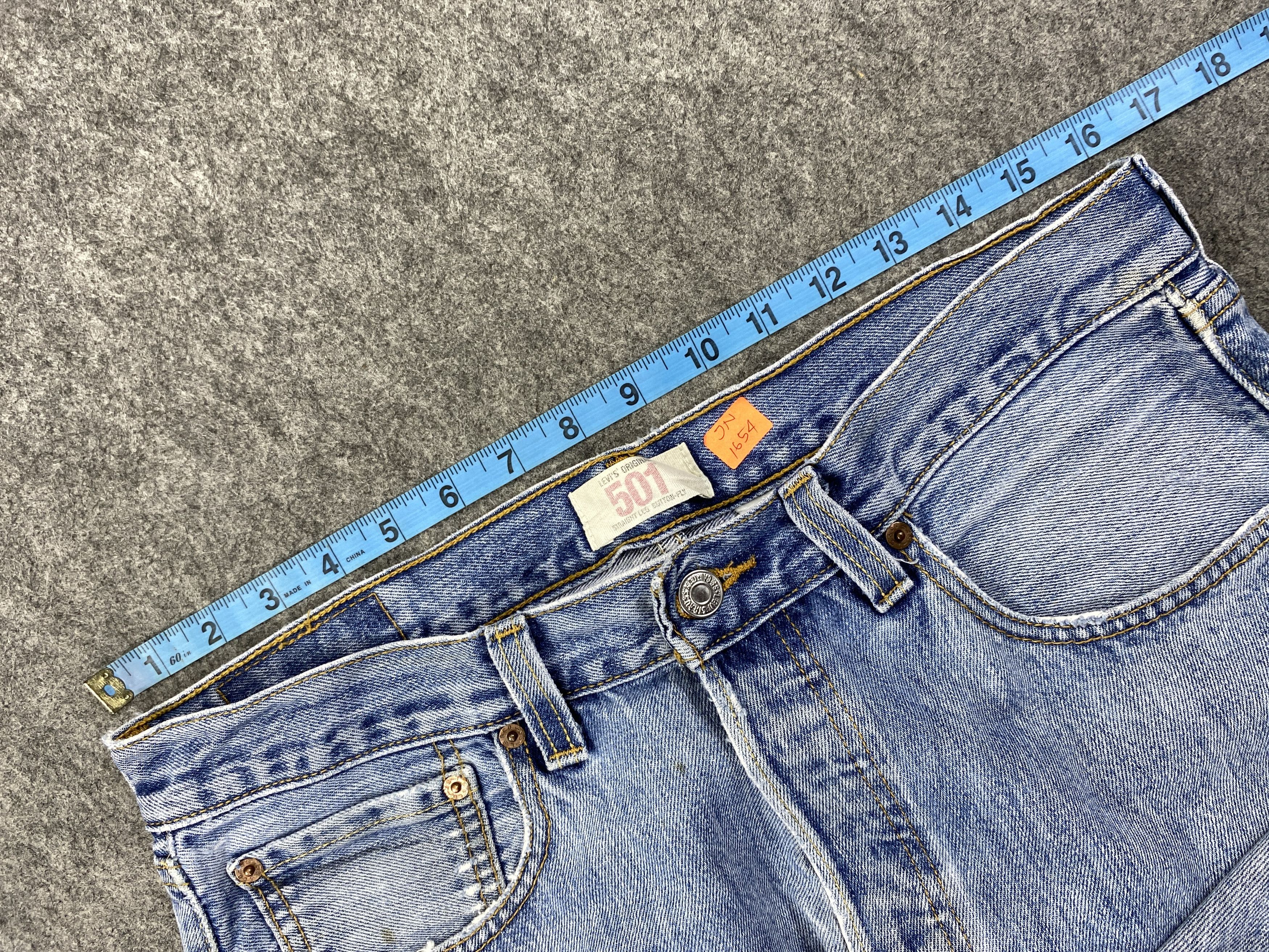 Levi's Mid Blue Vintage Levi's 501 Jeans 33x30 Denim -JN1654 Size US 33 - 5 Thumbnail