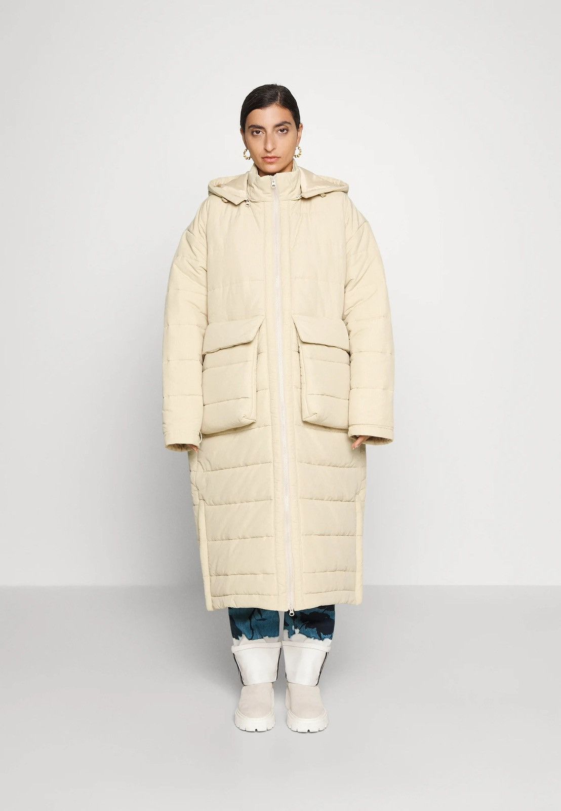 Henrik Vibskov !DS! AW22 Henrik Vibskov Apollo Almond Long Puffer Coat Size M / US 6-8 / IT 42-44 - 1 Thumbnail