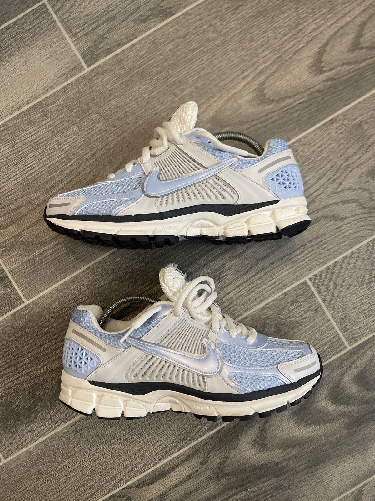 Nike Air Zoom Vomero 5 'Royal tint” Size US 10 / IT 40 - 2 Thumbnail
