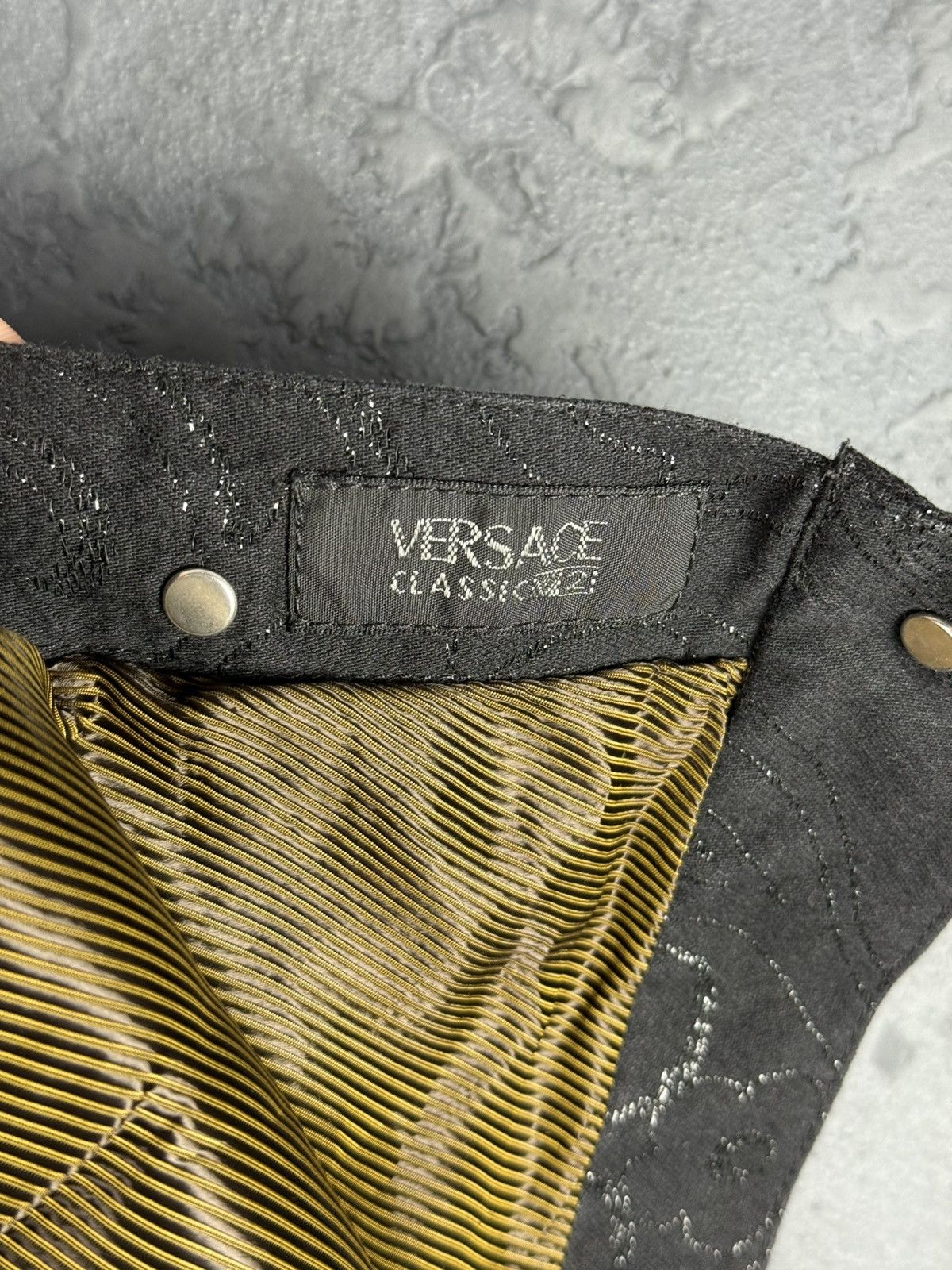 Versace × Vintage Versace Classic V2 Vintage 90s Women’s Black Jacket Size 46 Size L / US 10 / IT 46 - 8 Thumbnail