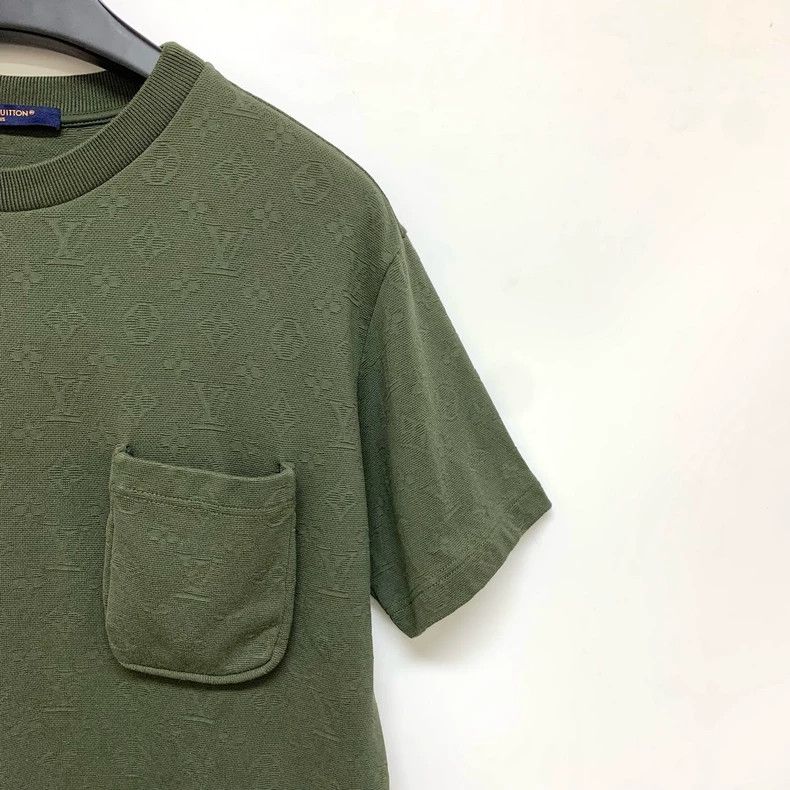Louis Vuitton Louis Vuitton Army green full print short sleeve Size US M / EU 48-50 / 2 - 6 Thumbnail