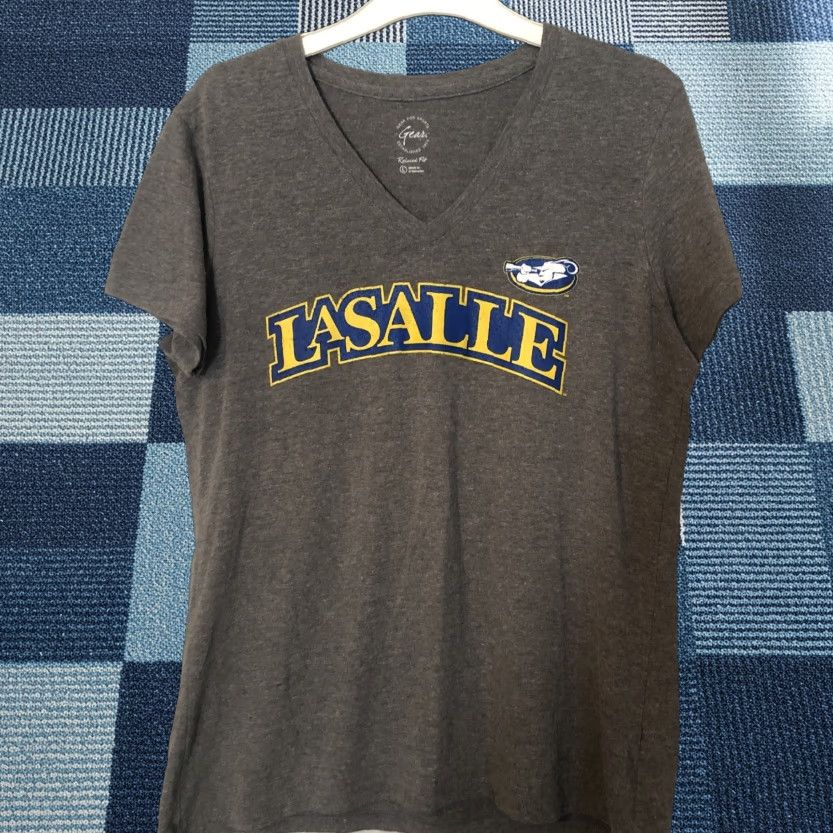 Vintage LA Salle University Explorers Logo Gray Sz L Athletic Spell Out Shirt V Neck Top Women Size L / US 10 / IT 46 - 1 Thumbnail