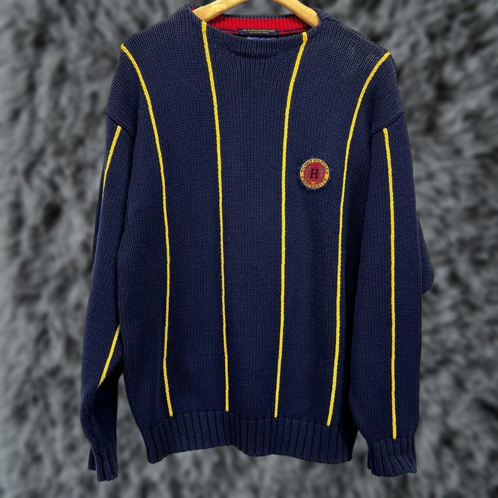 Tommy Hilfiger VINTAGE Tommy Hilfiger Sweater Men M Blue Striped Chunky-Knit Oversized Pullover 90s Mens Size US M / EU 48-50 / 2 - 1 Thumbnail