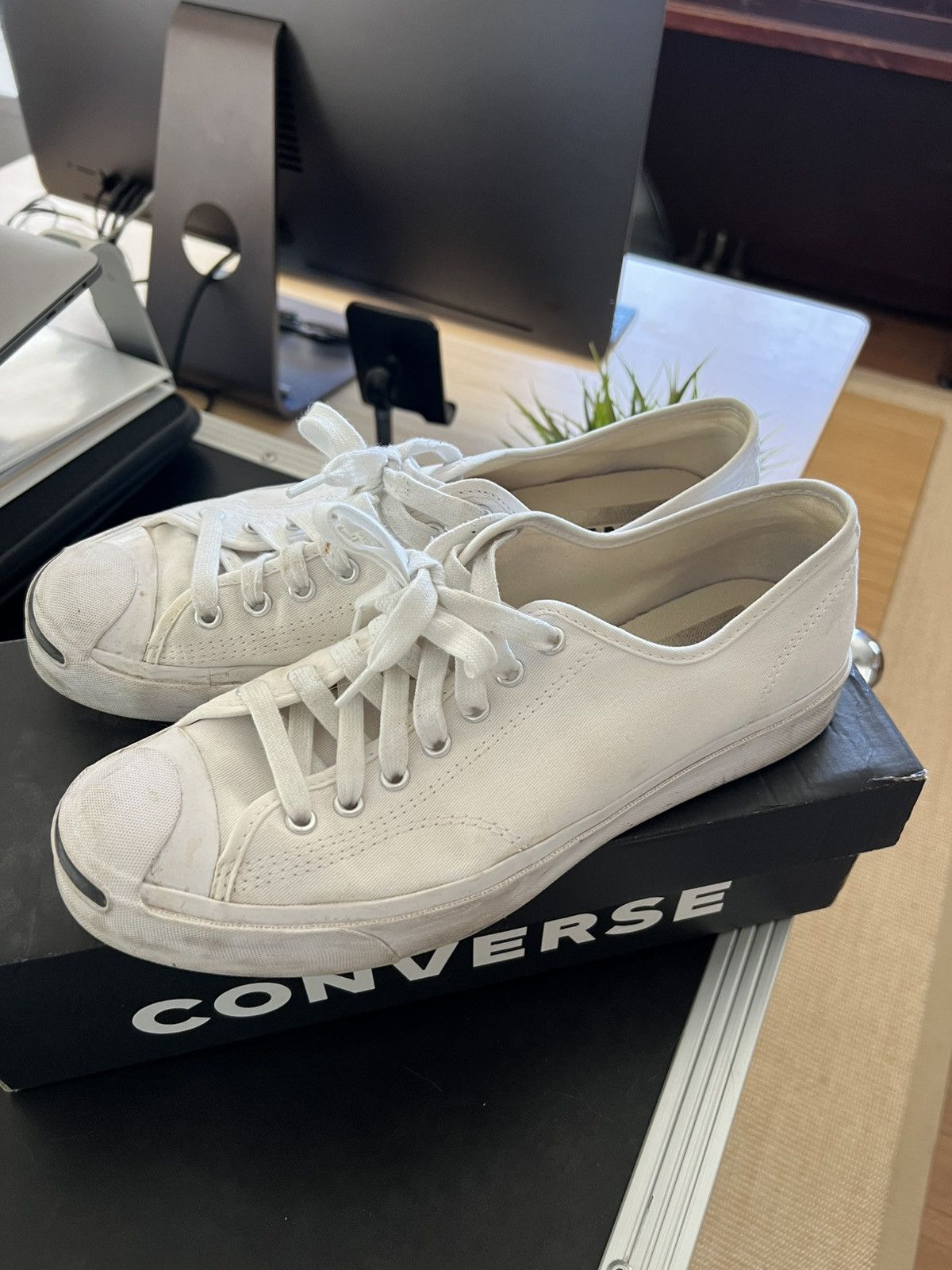 Converse Jack Purcell - Low Top Chucks in White Size US 9.5 / EU 42-43 - 1 Thumbnail