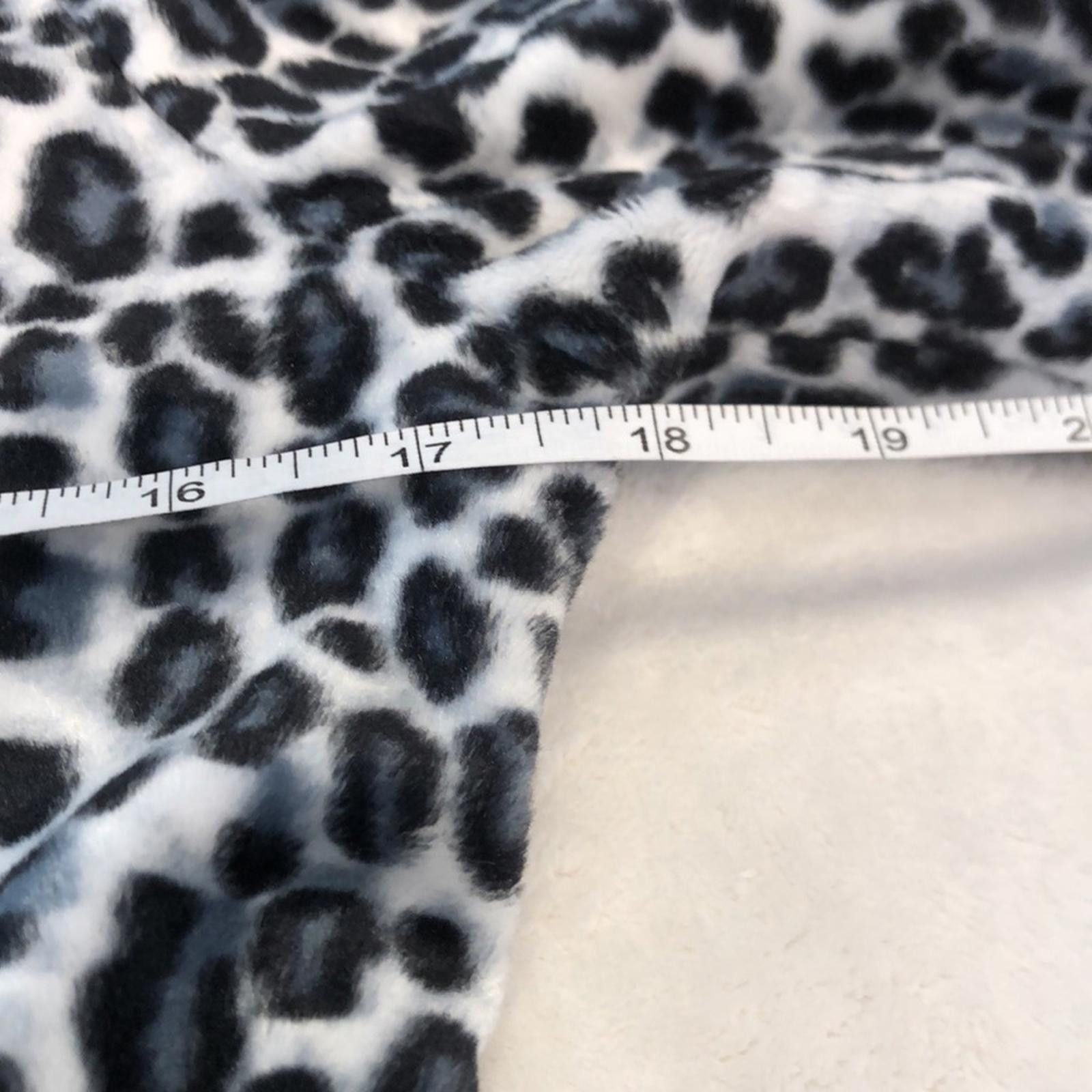 Other Amy Byer plush faux fur leopard print coat plush SZ SM Size S / US 4 / IT 40 - 9 Thumbnail