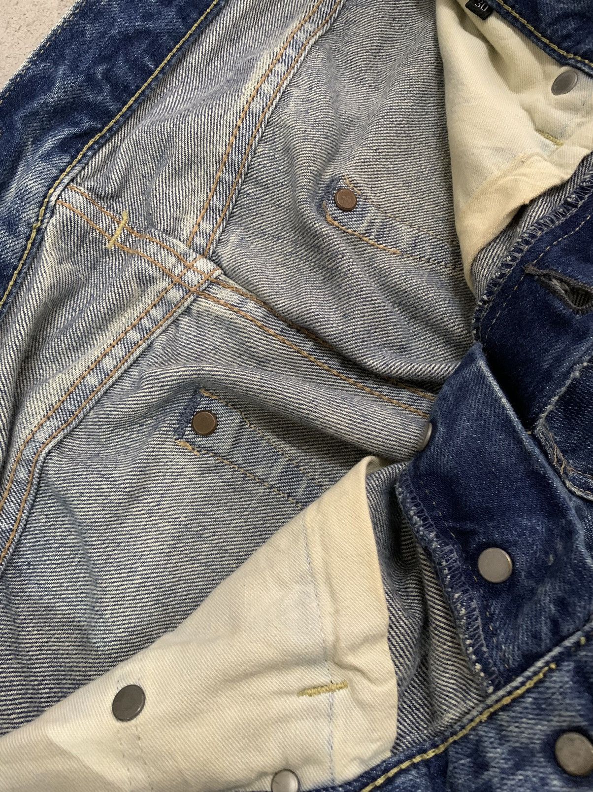 Hysteric Glamour Vintage Hysteric Glamour Selvedge Studded Distressed Jeans Size US 31 - 21 Thumbnail