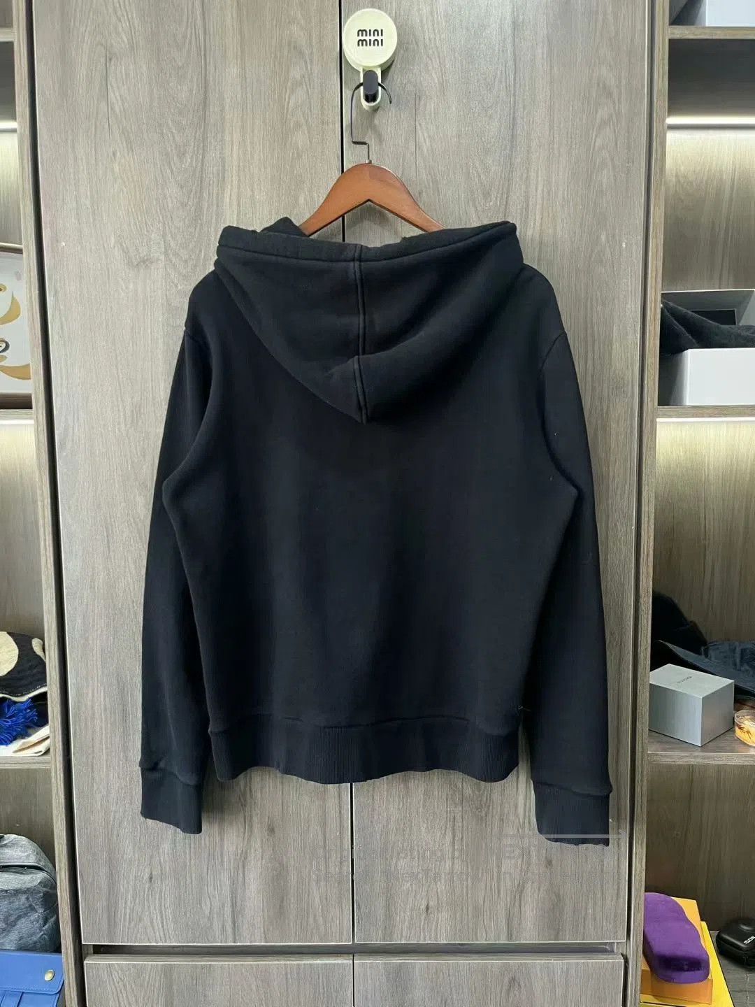 Gucci vintage gucci logo hoodie size s. Size US S / EU 44-46 / 1 - 6 Thumbnail