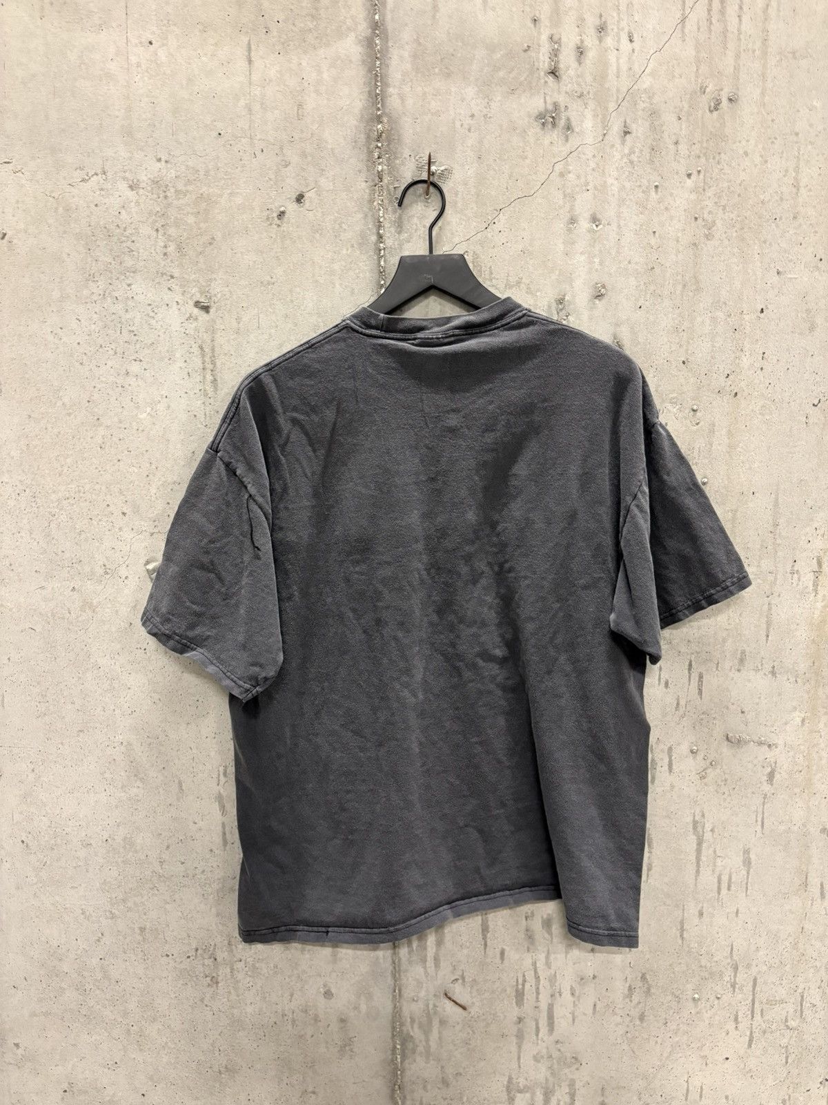 Vintage Vintage Blank Shirt Thrash Fade Distressed Grunge Band Boxy Size US XL / EU 56 / 4 - 3 Thumbnail