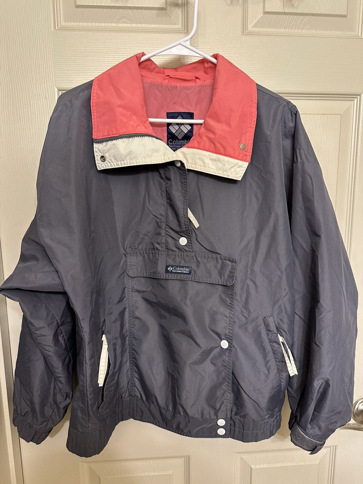 Columbia Vintage Columbia Sportswear Windbreaker Jacket Size US M / EU 48-50 / 2 - 2 Thumbnail