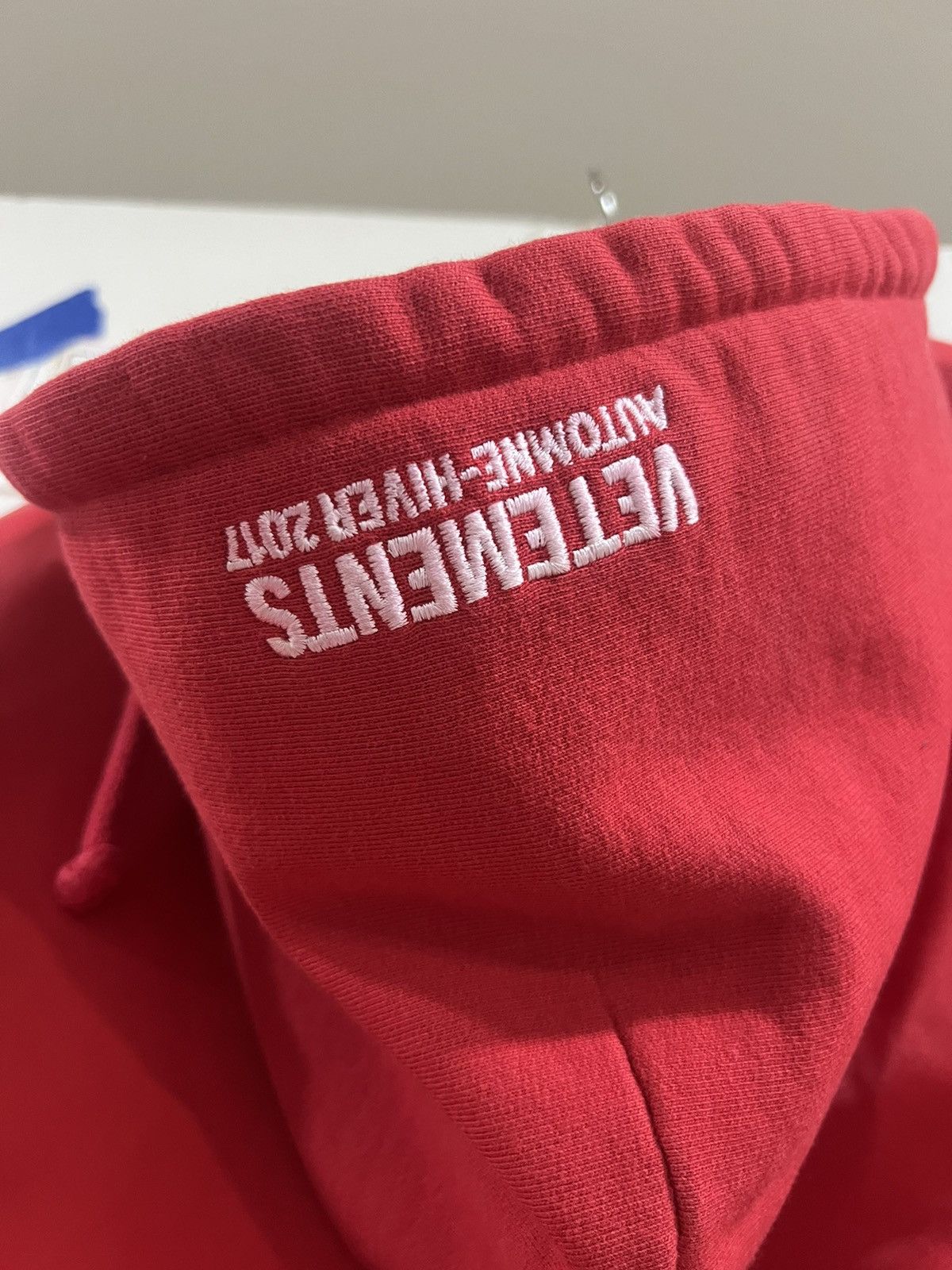Vetements Vetements Red Cropped Bomber Jacket Size US S / EU 44-46 / 1 - 7 Thumbnail