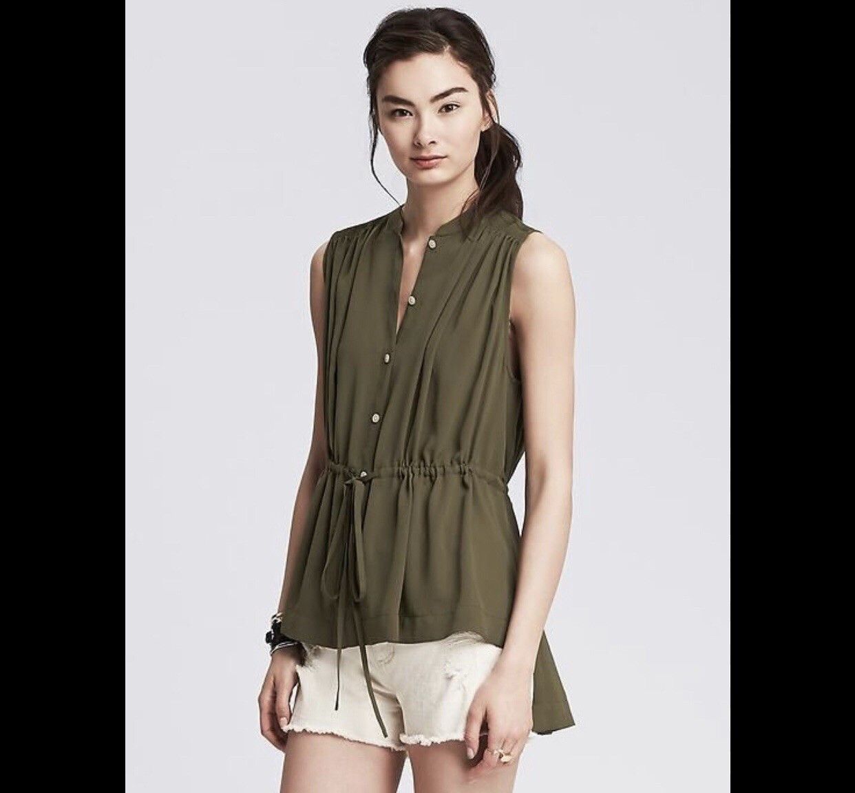 Banana Republic Banana Republic Women Tie-waist Top Blouse Size XS High-low Size XS / US 0-2 / IT 36-38 - 3 Thumbnail