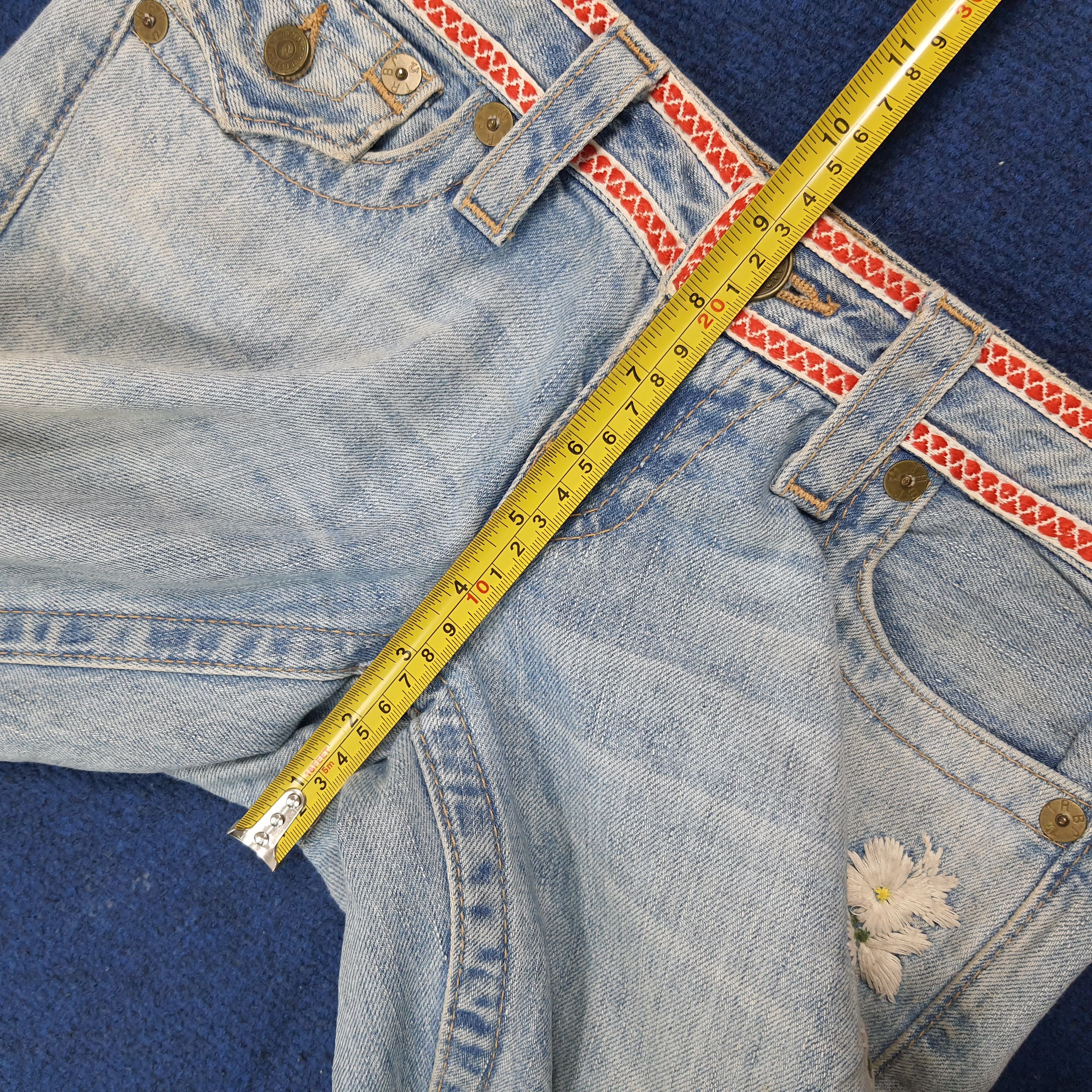 True Religion Vintage True Religion JOEY Floral Flare Jeans C297N7 Size 28" / US 6 / IT 42 - 14 Thumbnail