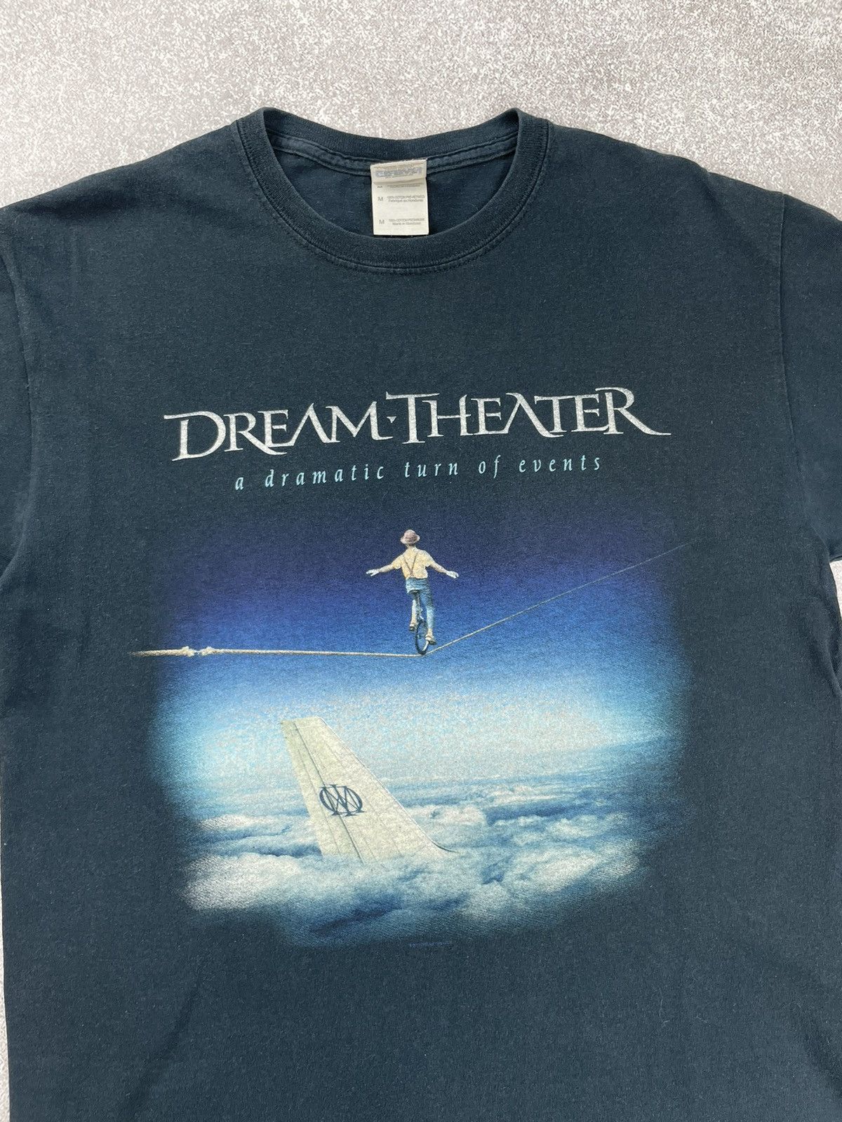 Band Tees × Vintage Vintage Dream Theater “A Dramatic Turn Of Events”Tour Tee Size US M / EU 48-50 / 2 - 2 Thumbnail