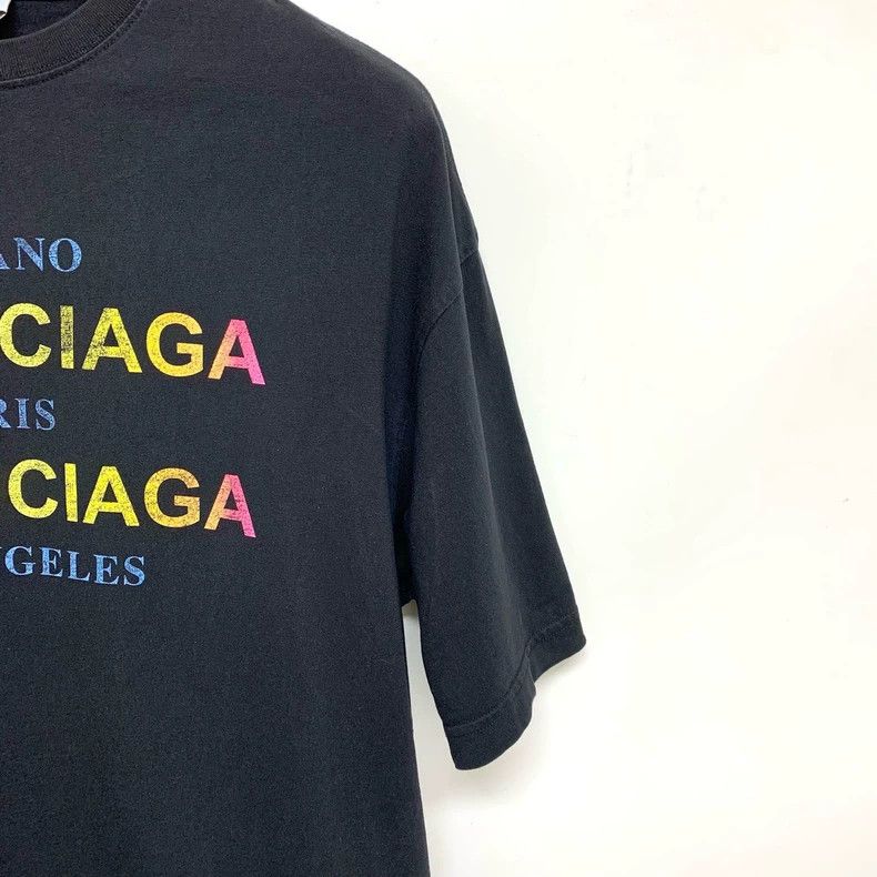 Balenciaga Balenciaga Black printed short sleeves Size US S / EU 44-46 / 1 - 6 Thumbnail