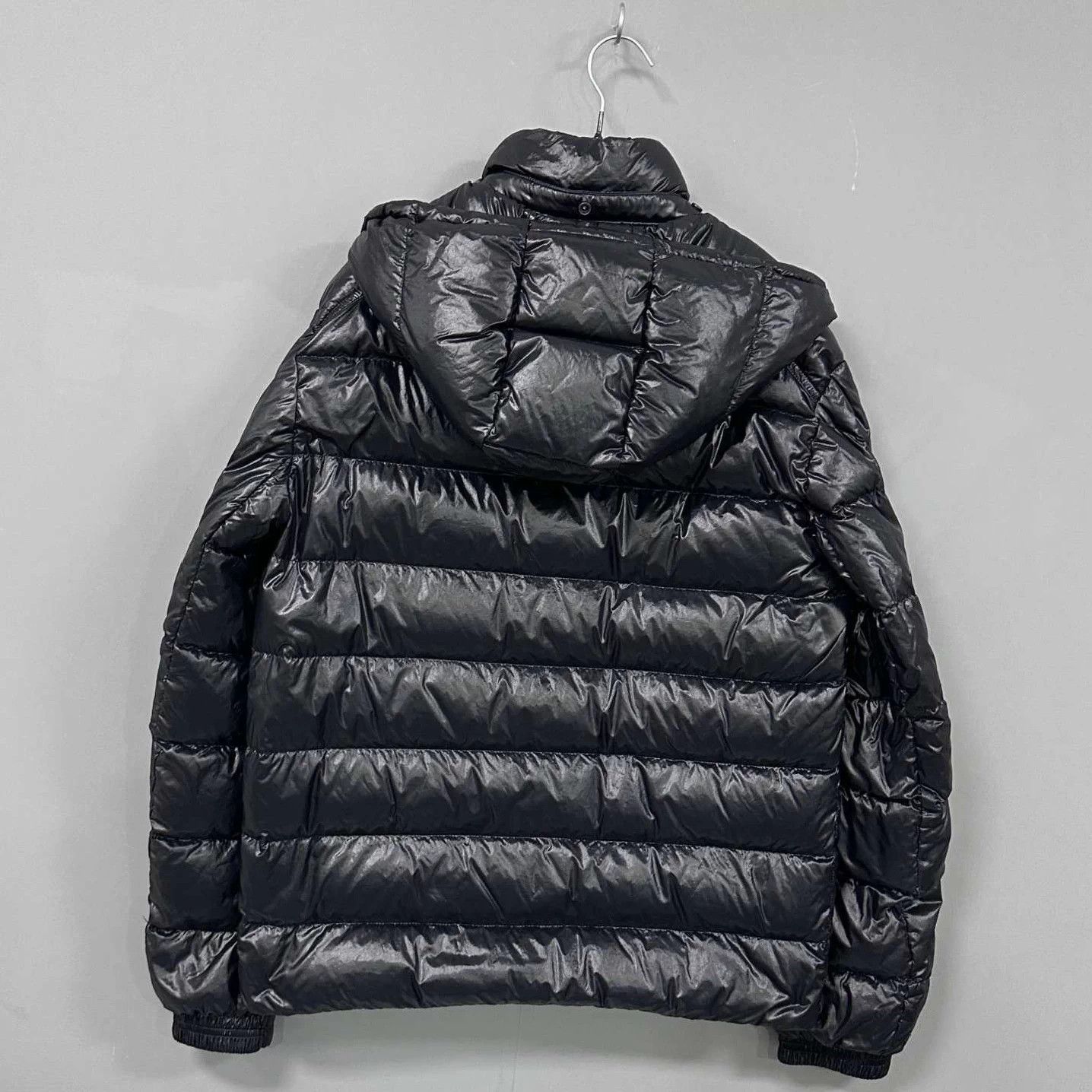Moncler Moncler Black Sleeve Patch Down Jacket Size 3 Size M / US 6-8 / IT 42-44 - 2 Thumbnail