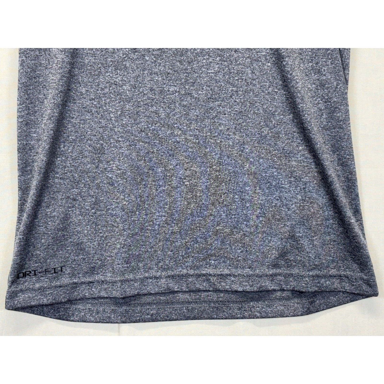 Nike Nike Dri-Fit Youth Large Gray Graphic T-Shirt Boys L Size US L / EU 52-54 / 3 - 10 Thumbnail