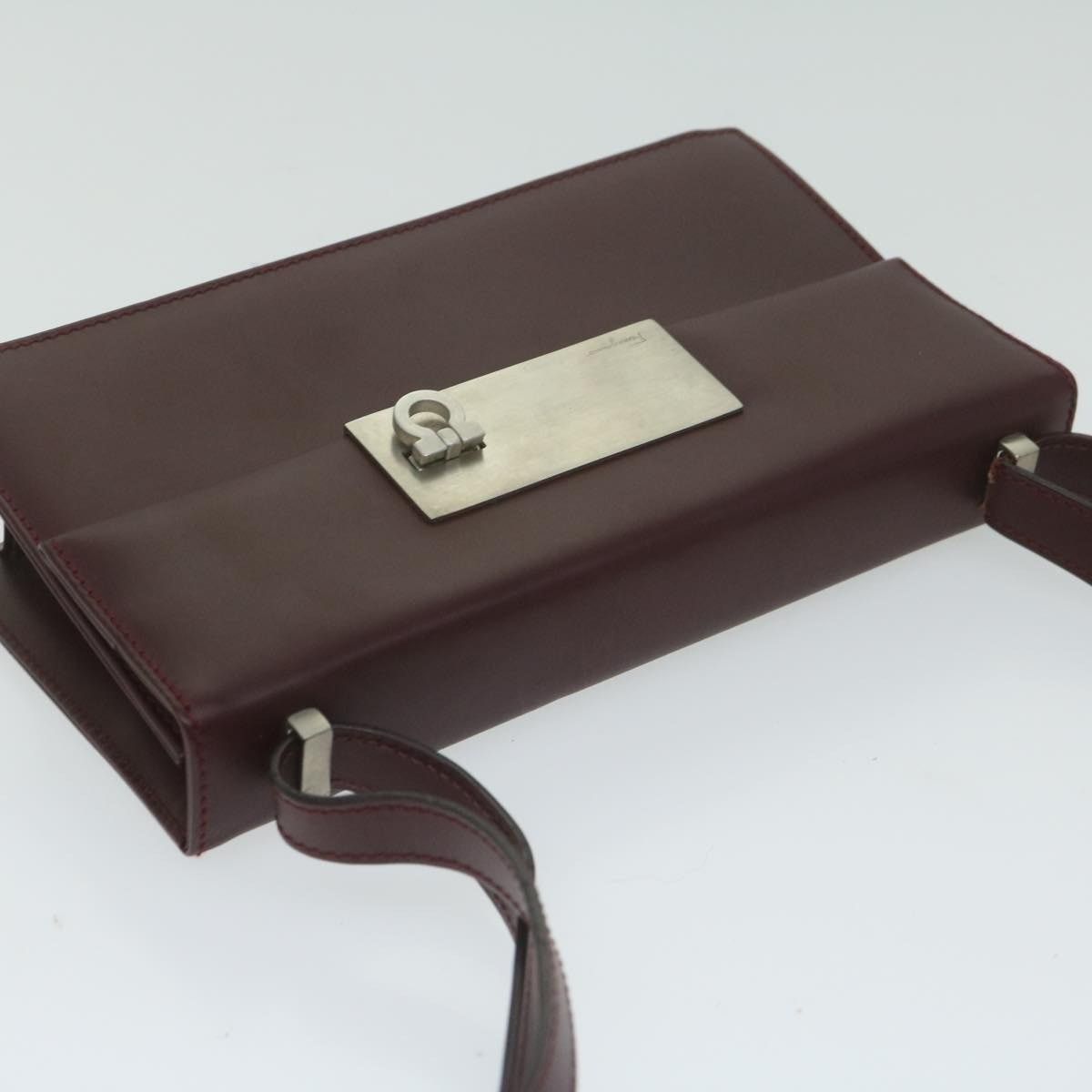 Salvatore Ferragamo Salvatore Ferragamo Gancini Shoulder Bag Leather Bordeaux Size ONE SIZE - 6 Thumbnail