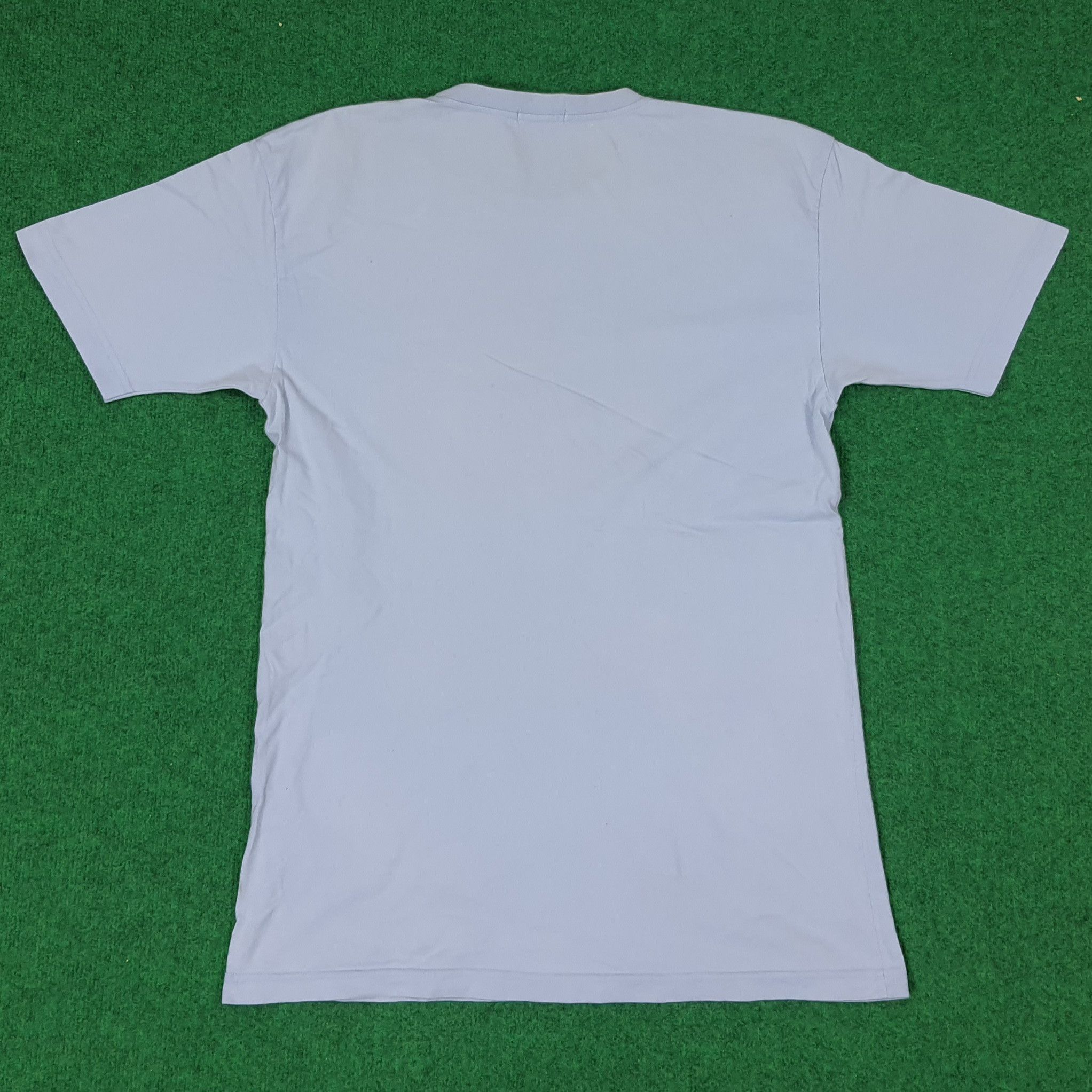 Vintage Yves Saint Laurent Embroidery Logo Tshirt C219N12