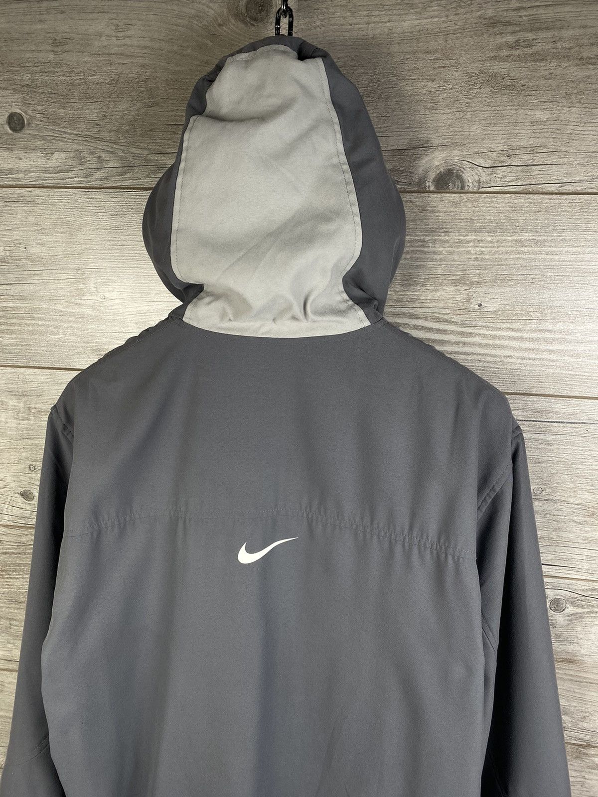 Nike Vintage Nike windbreaker with drawstring Y2K Gorpcore style Size US M / EU 48-50 / 2 - 18 Thumbnail