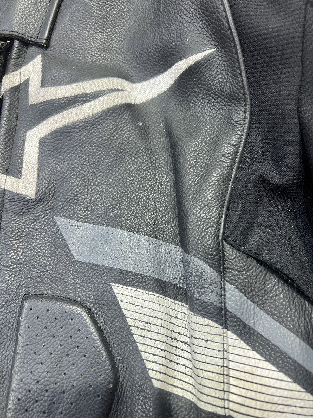 Alpinestars Alpinestars leather Riding jacket Size US L / EU 52-54 / 3 - 3 Thumbnail