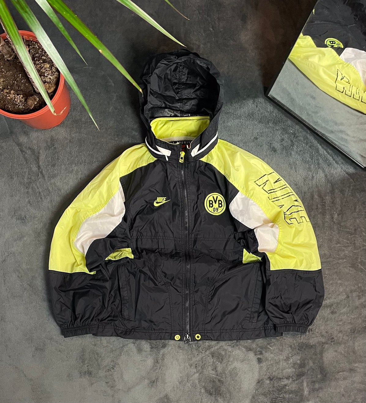 Pre-owned Nike X Soccer Jersey 90's Nike Vintage Borussia Dortmund Soccer Nylon Jacket In Black